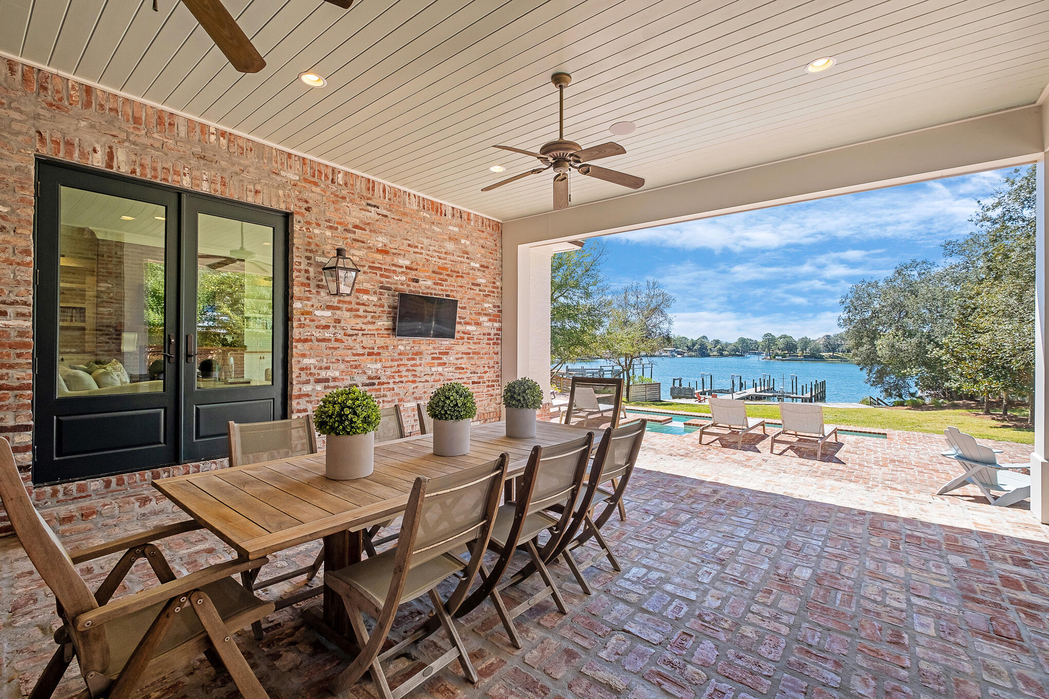 SAFE HARBOR - Residential
