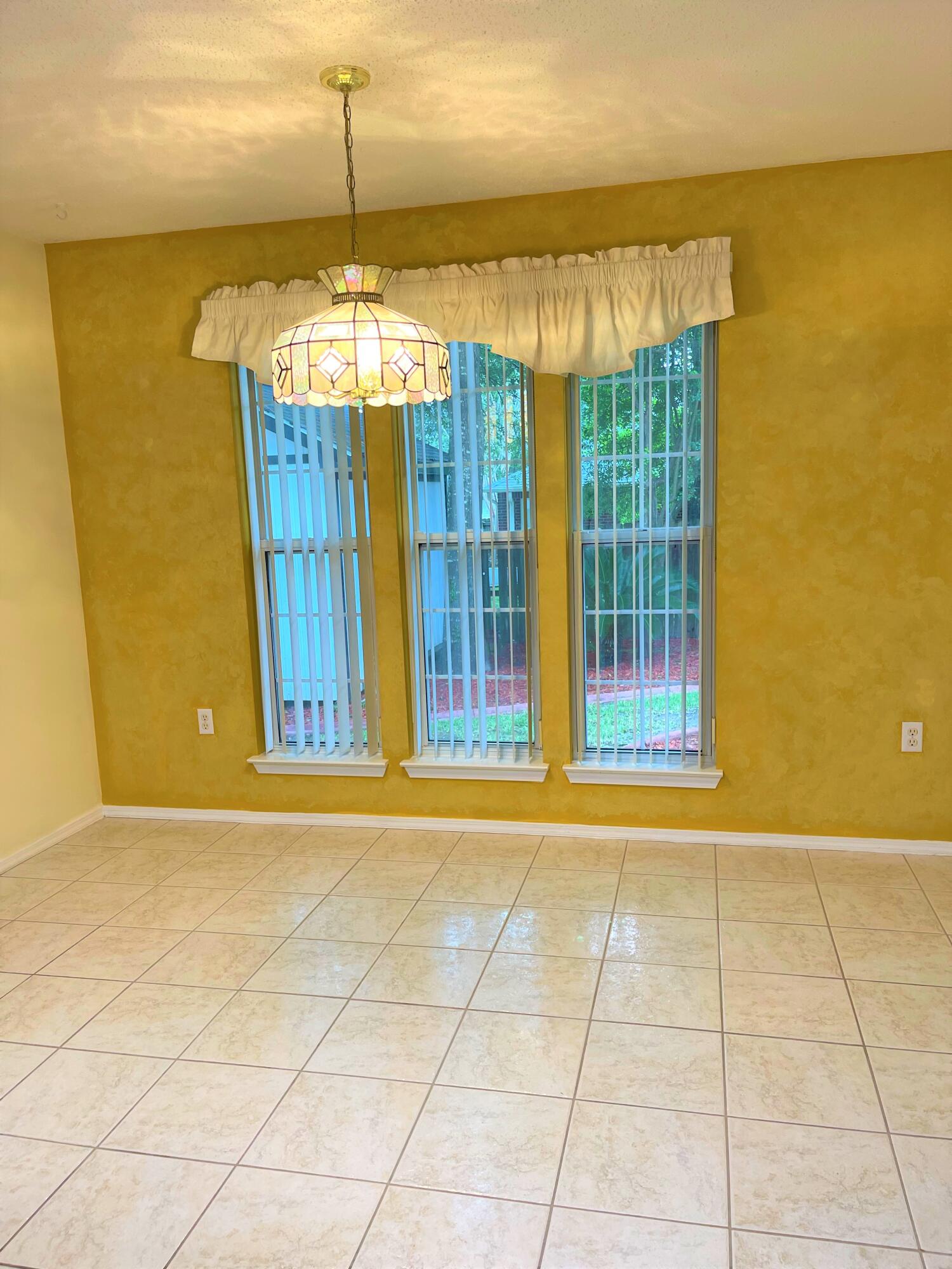 PINNACLE POINT - Residential