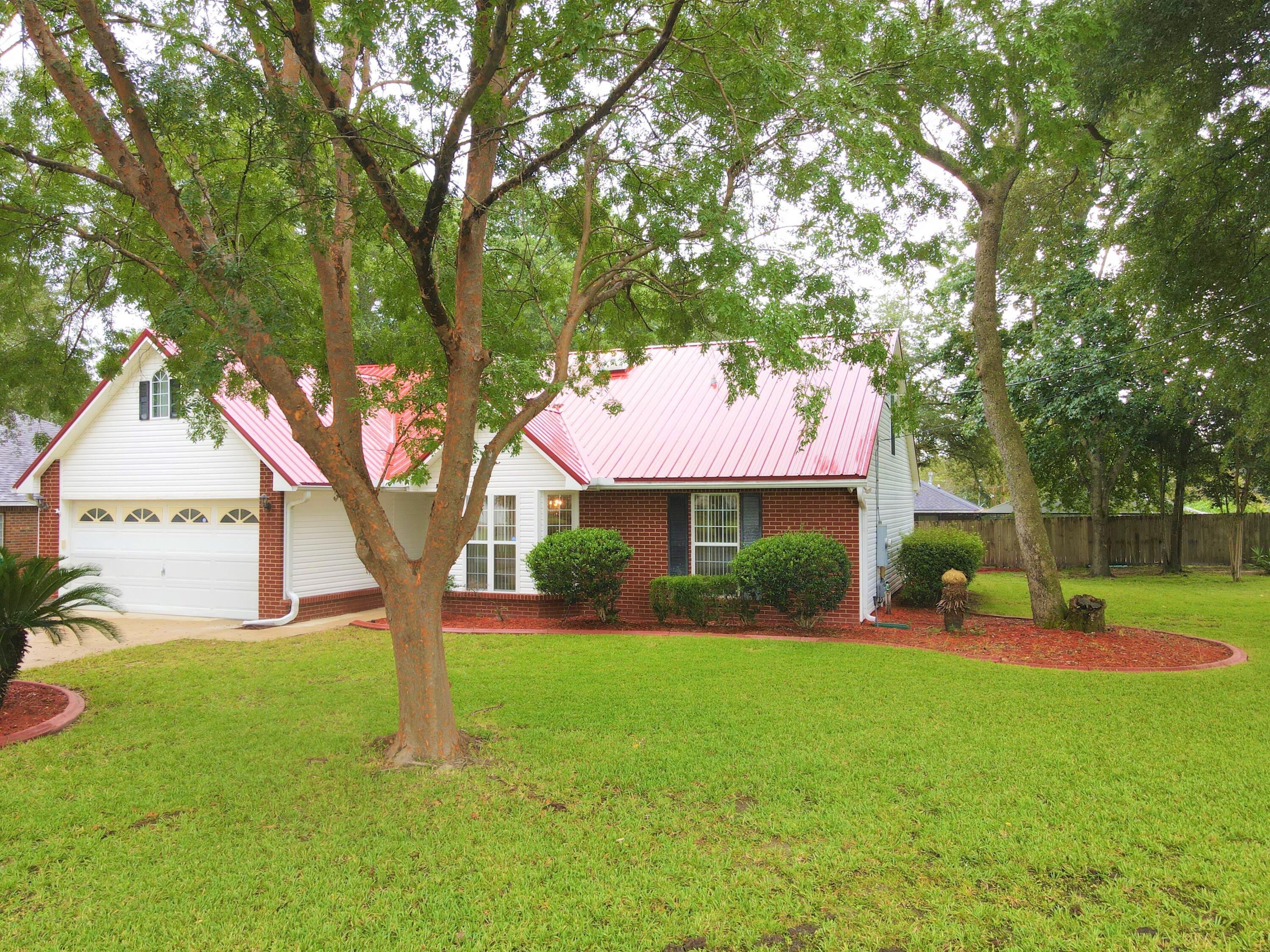 PINNACLE POINT - Residential