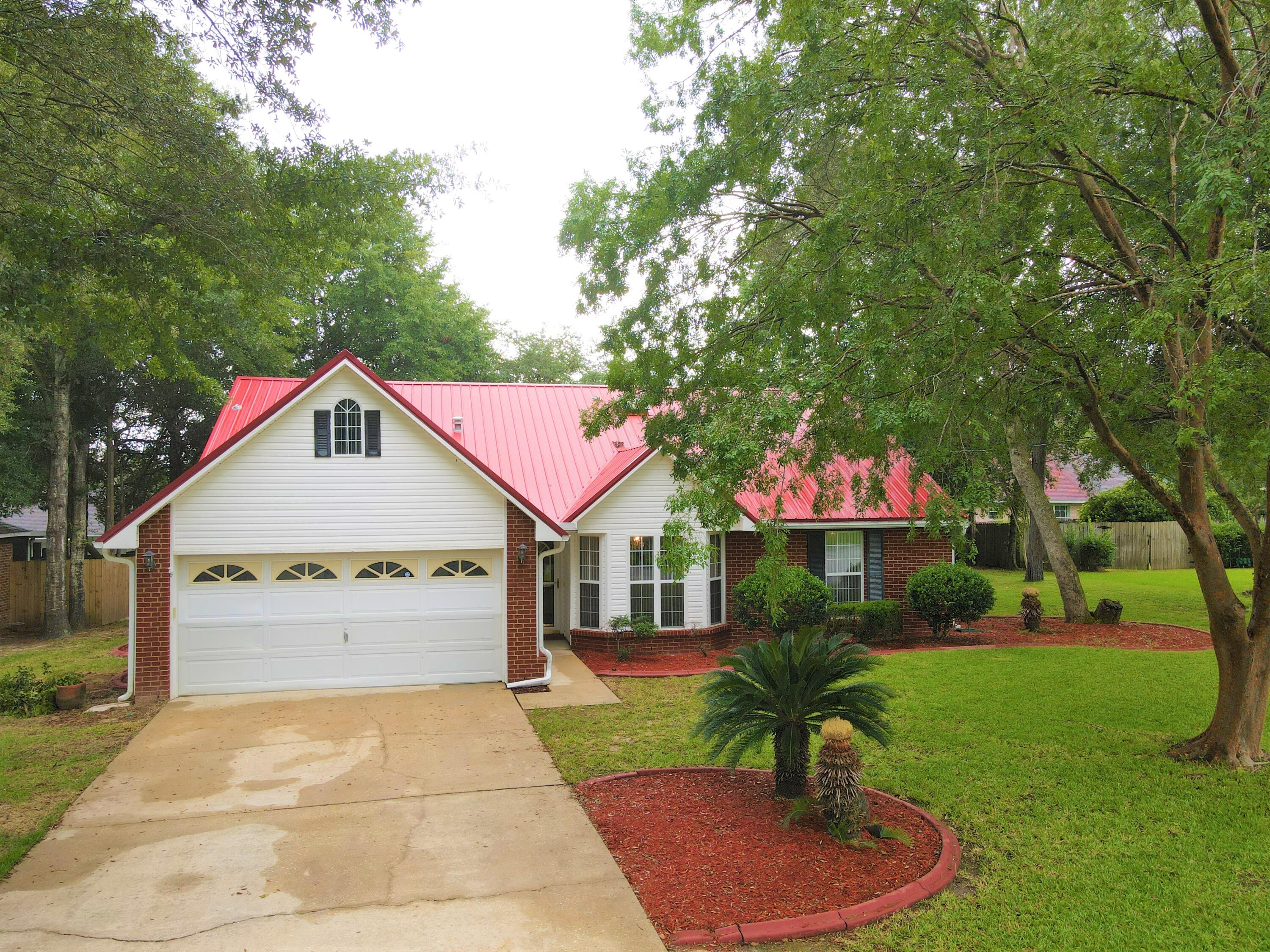 PINNACLE POINT - Residential