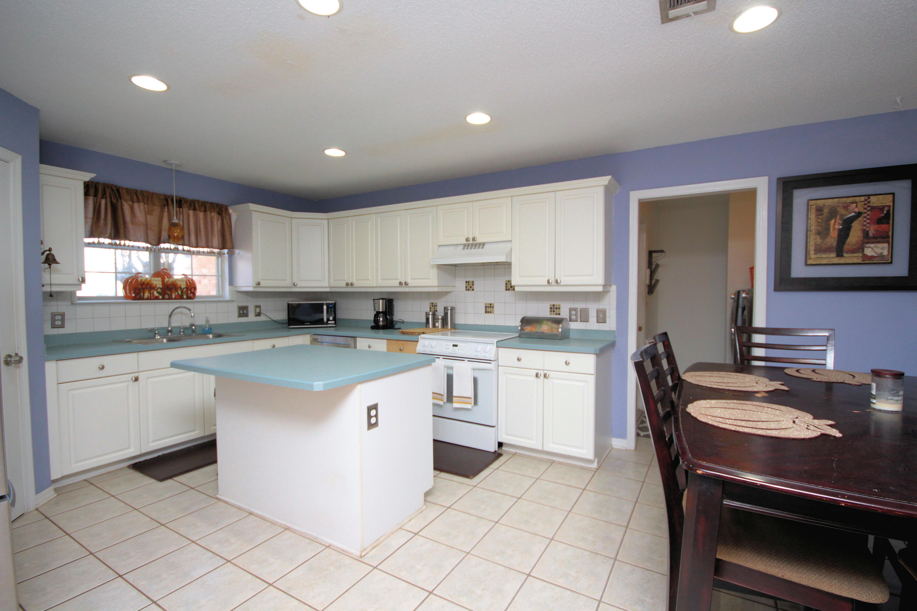 COUNTRYVIEW ESTATES 4TH ADDN PH 2 - Residential