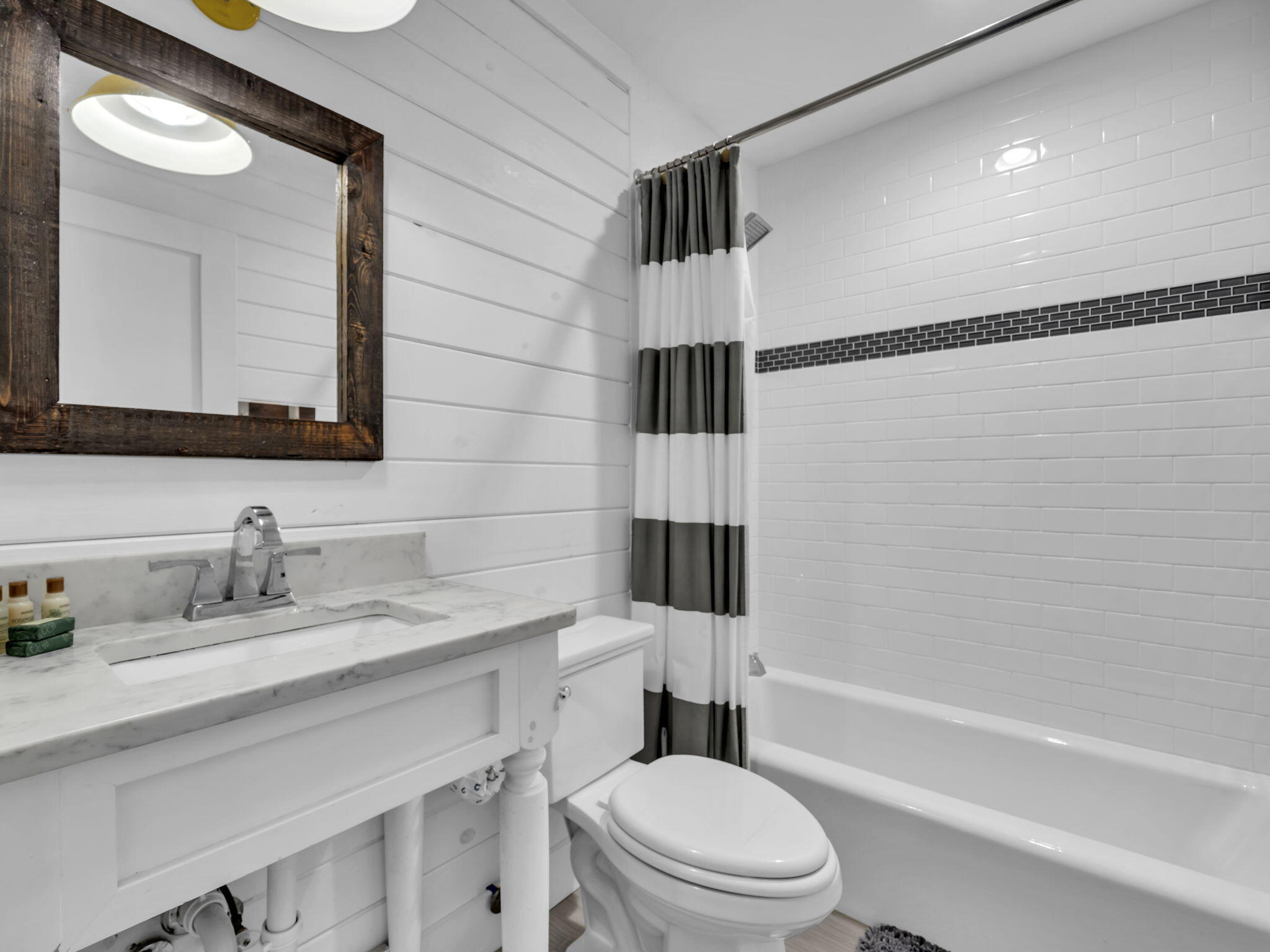 SEAGROVE 1ST ADDN - Residential