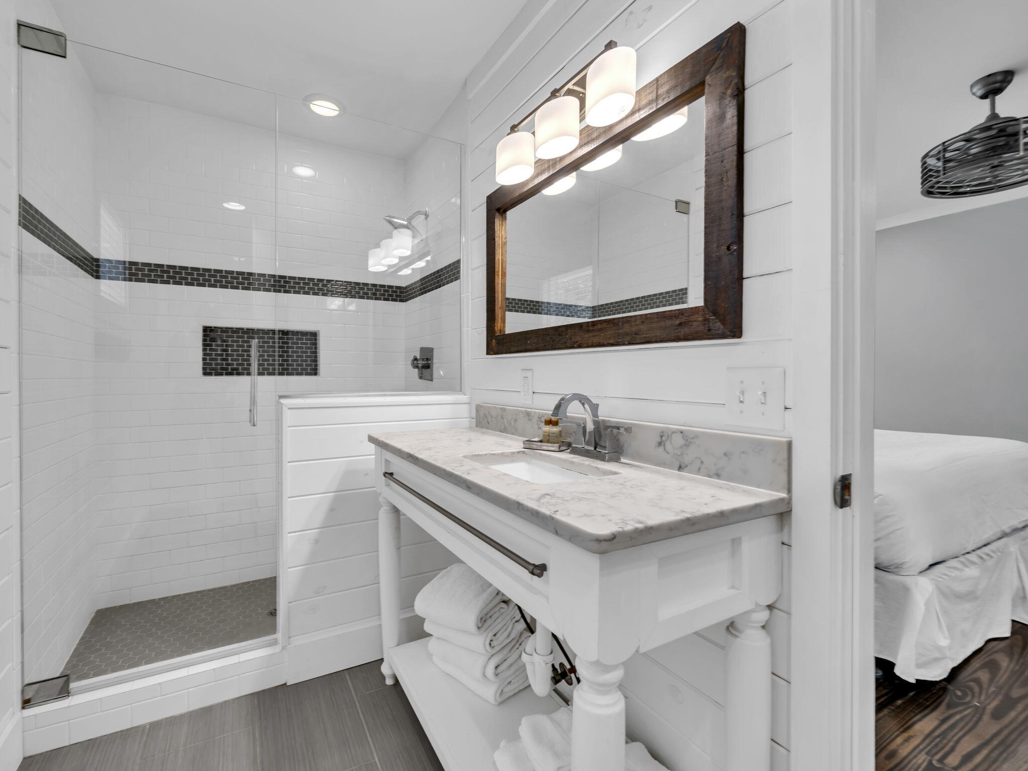 SEAGROVE 1ST ADDN - Residential