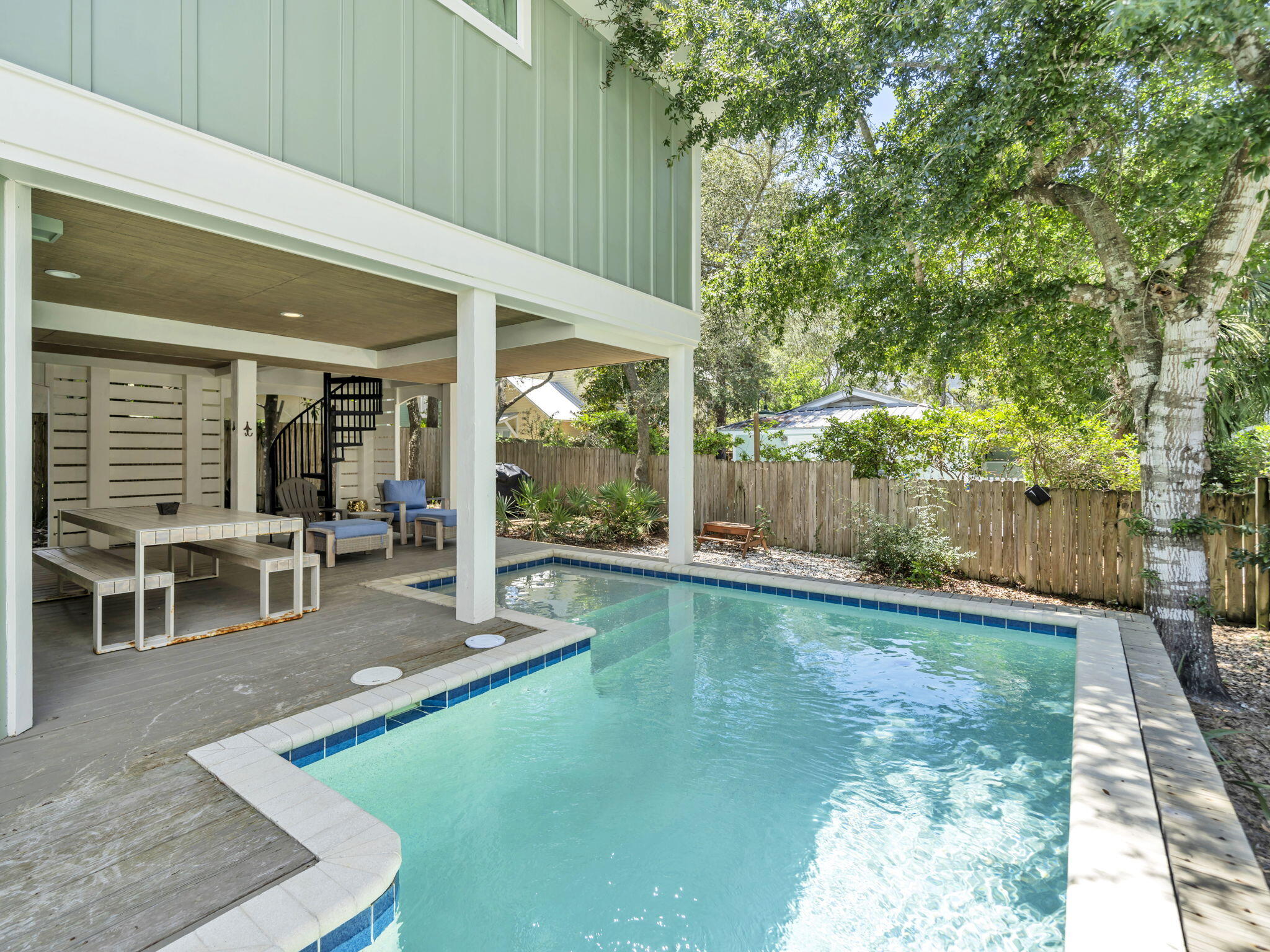 SEAGROVE 1ST ADDN - Residential