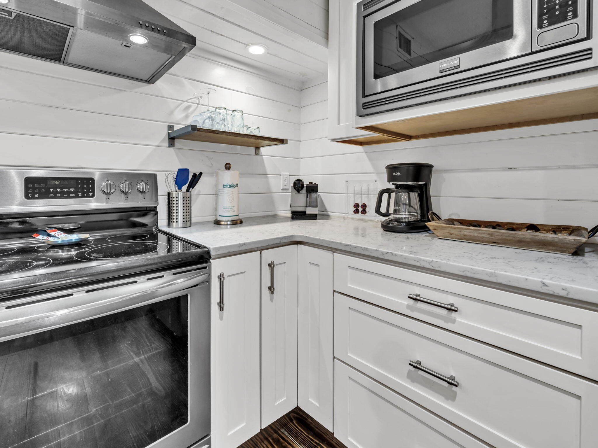 SEAGROVE 1ST ADDN - Residential