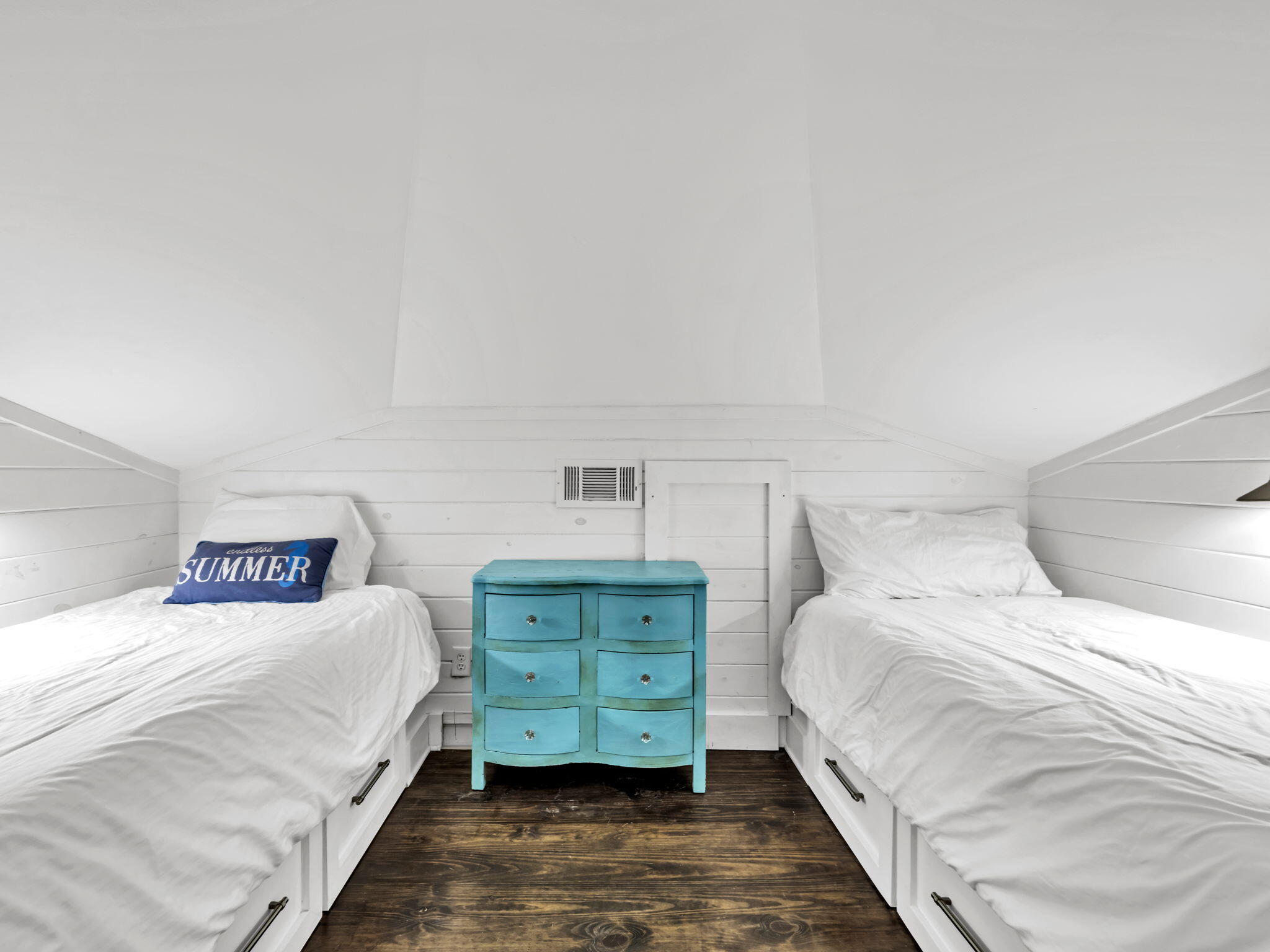 SEAGROVE 1ST ADDN - Residential