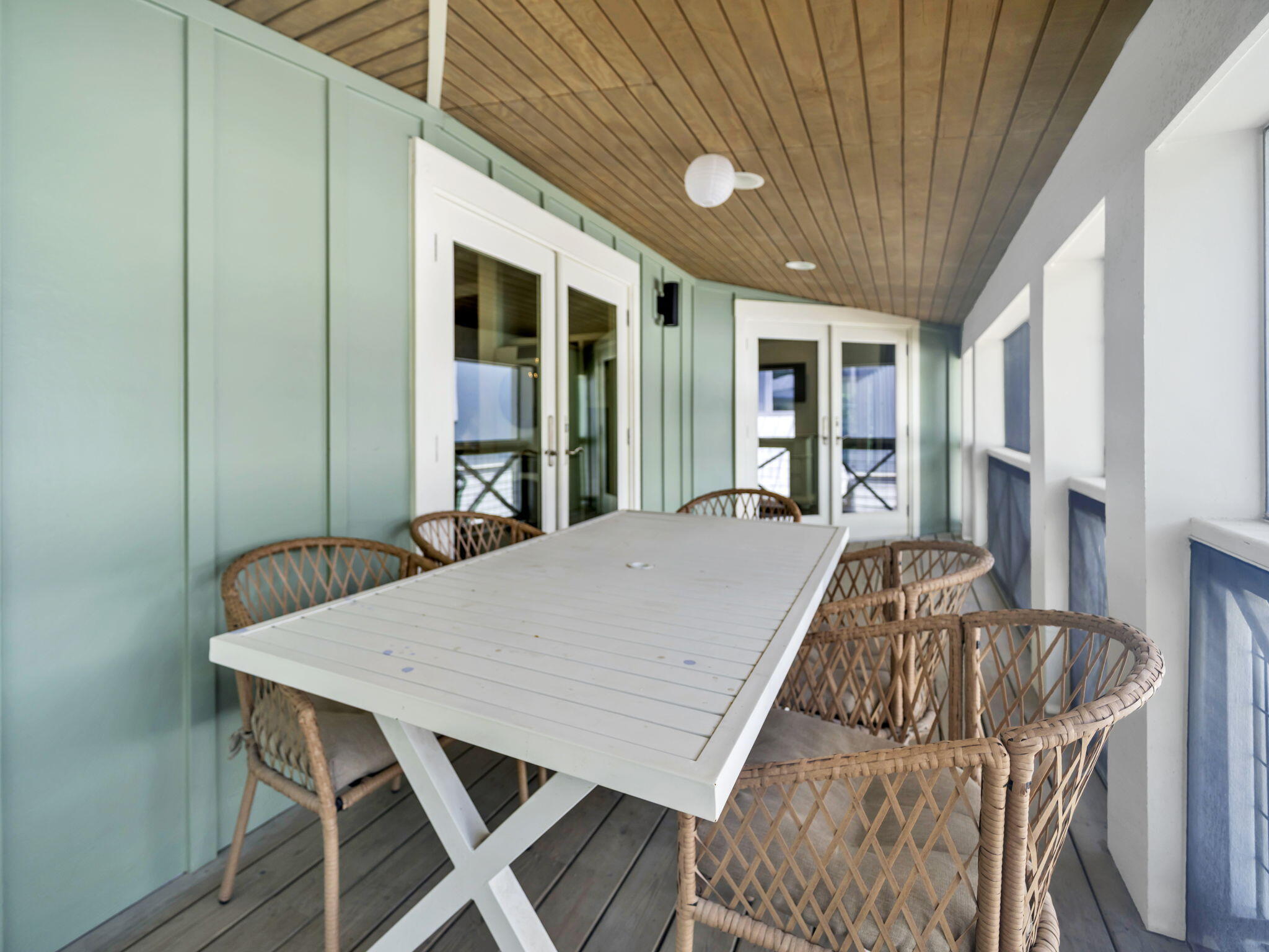 SEAGROVE 1ST ADDN - Residential