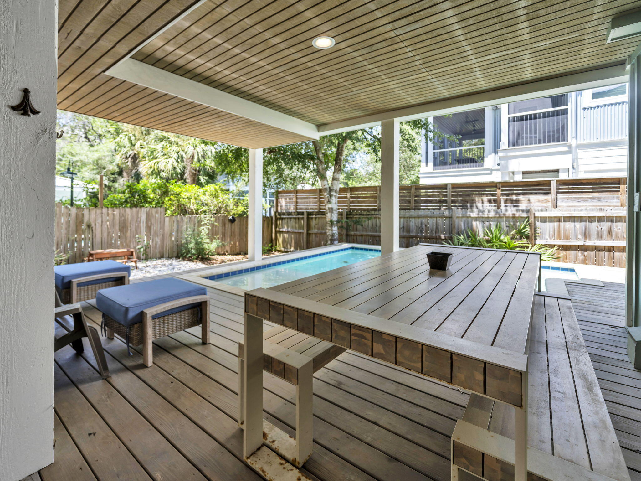 SEAGROVE 1ST ADDN - Residential