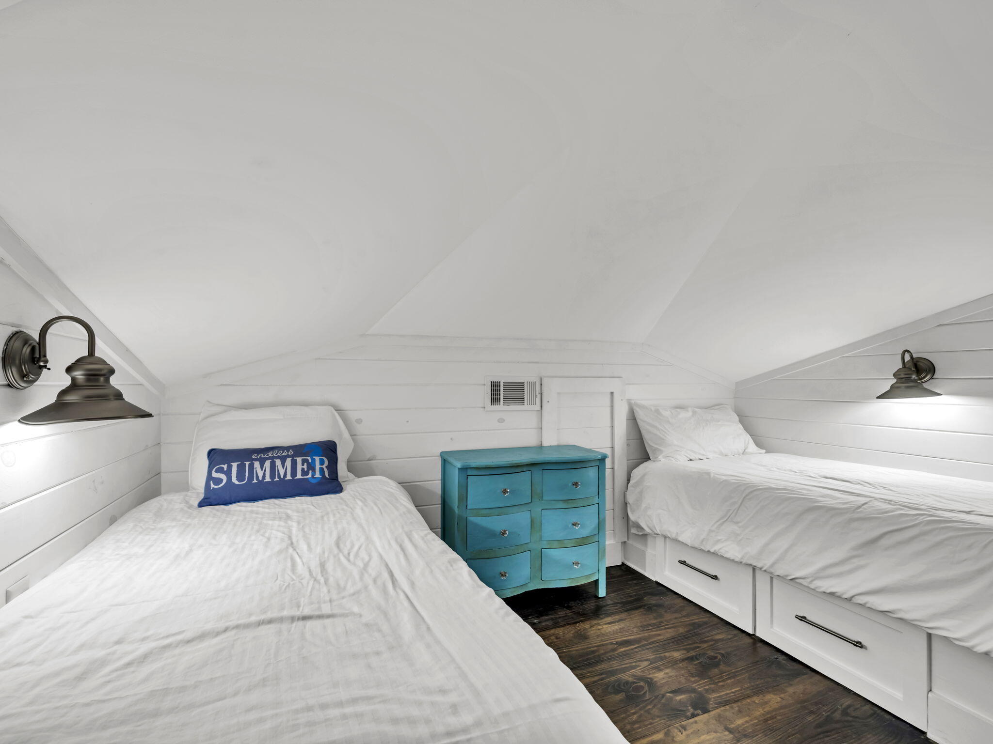 SEAGROVE 1ST ADDN - Residential