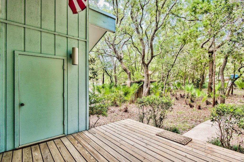 SEAGROVE SHORES 4TH ADD - Residential