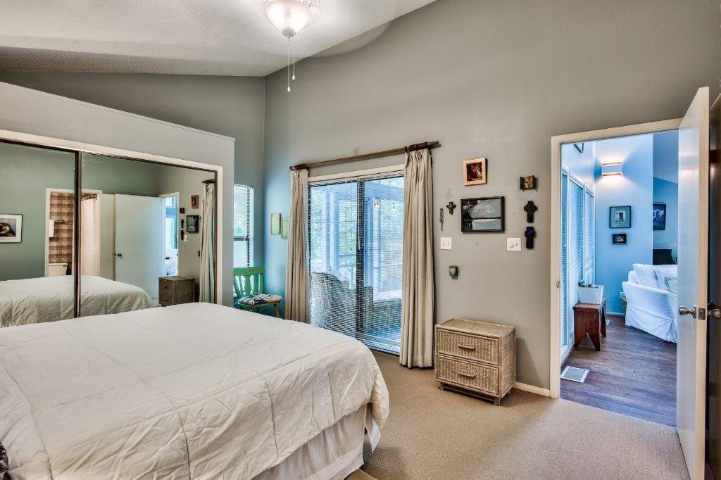 SEAGROVE SHORES 4TH ADD - Residential