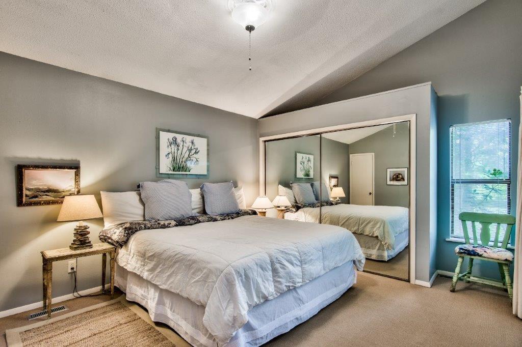 SEAGROVE SHORES 4TH ADD - Residential
