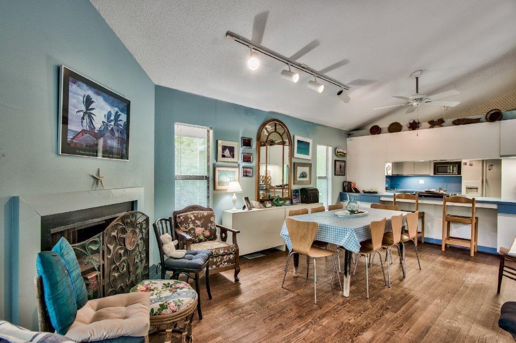 SEAGROVE SHORES 4TH ADD - Residential