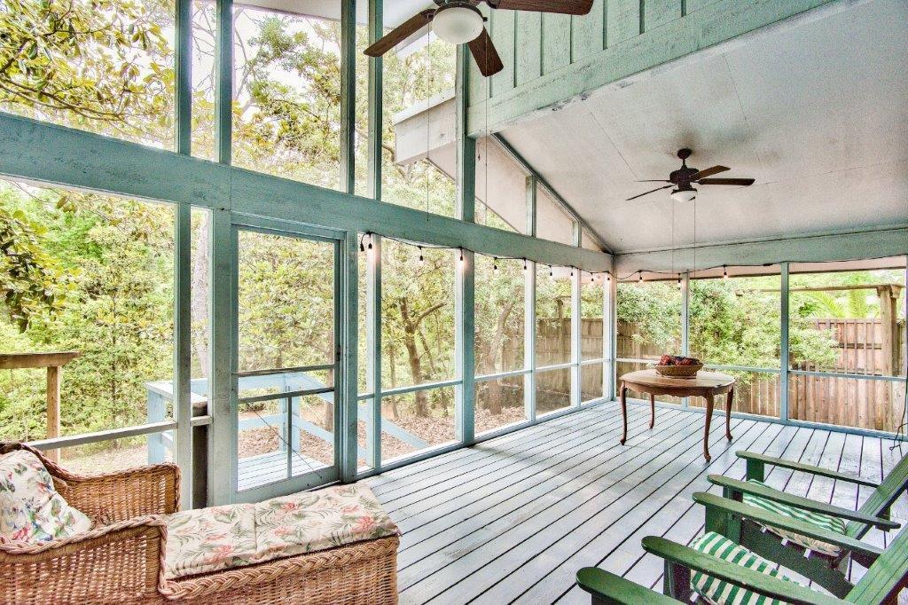 SEAGROVE SHORES 4TH ADD - Residential