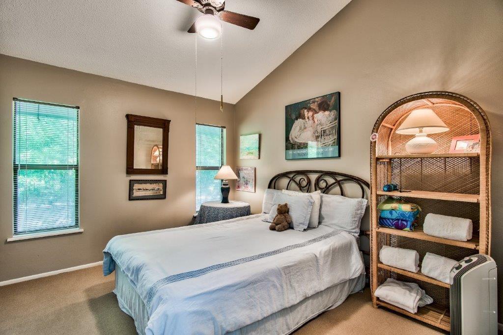 SEAGROVE SHORES 4TH ADD - Residential