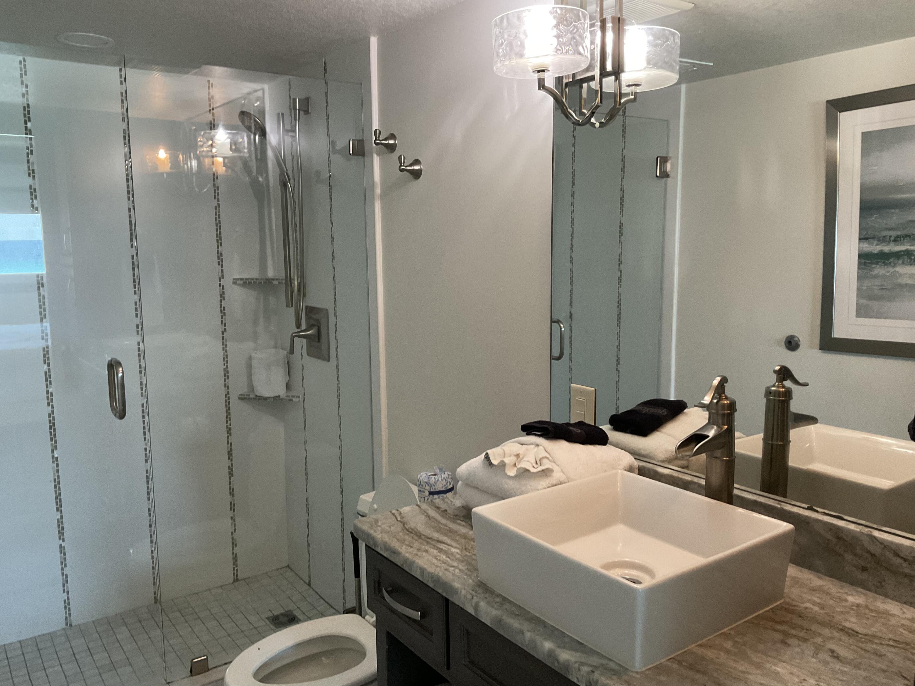 BEACH HOUSE CONDO PH 2 - Residential