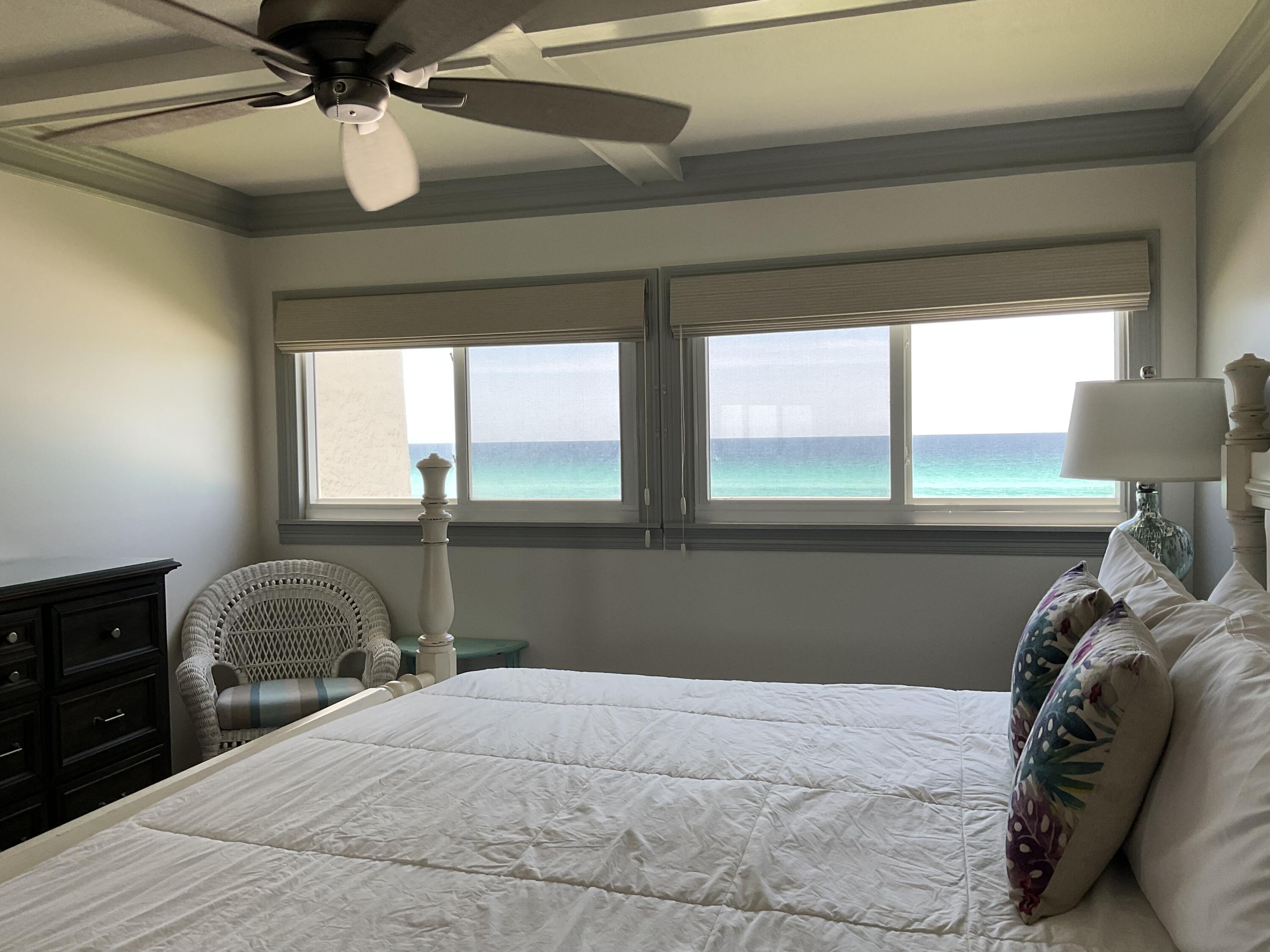 BEACH HOUSE CONDO PH 2 - Residential