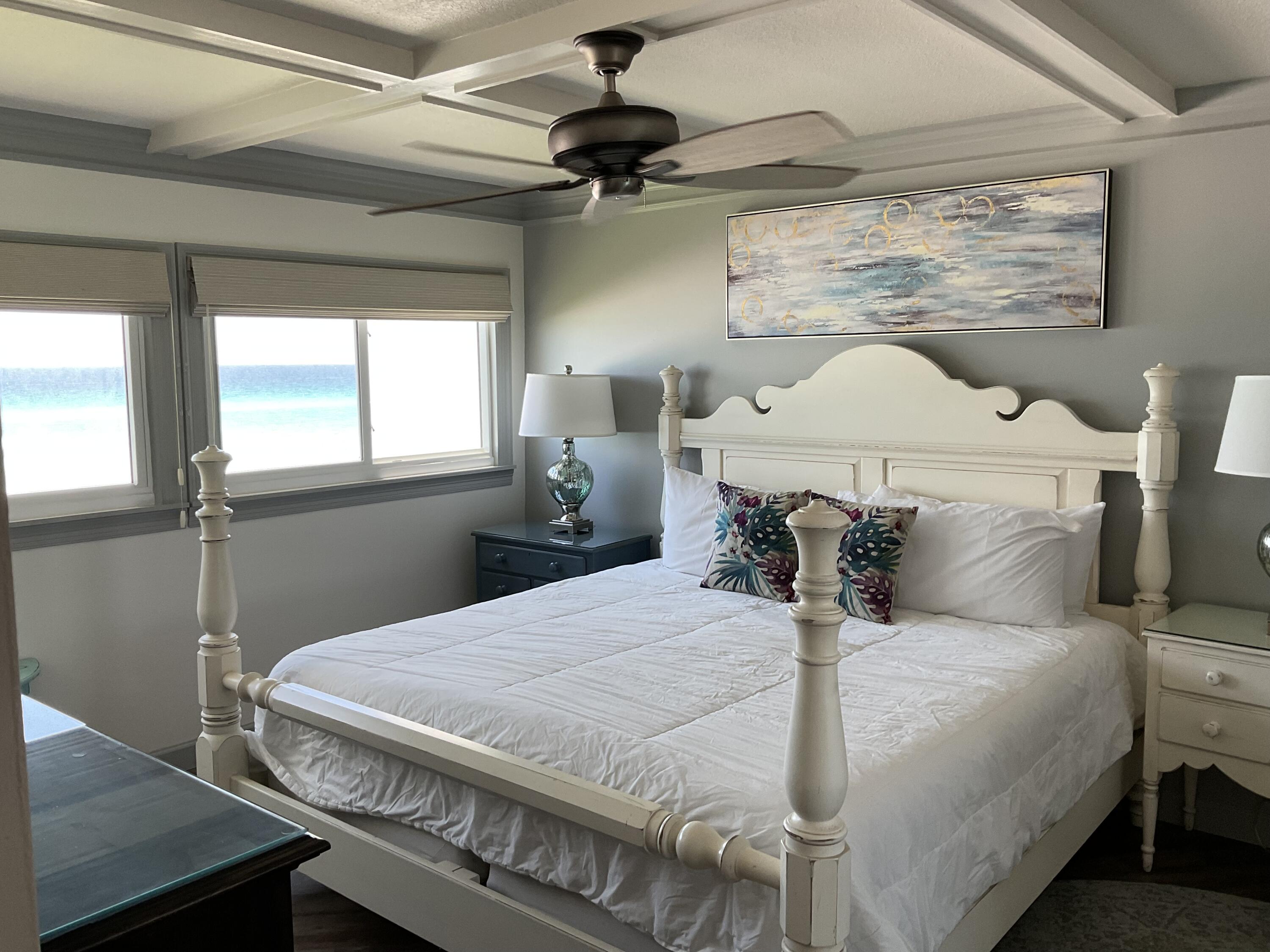 BEACH HOUSE CONDO PH 2 - Residential