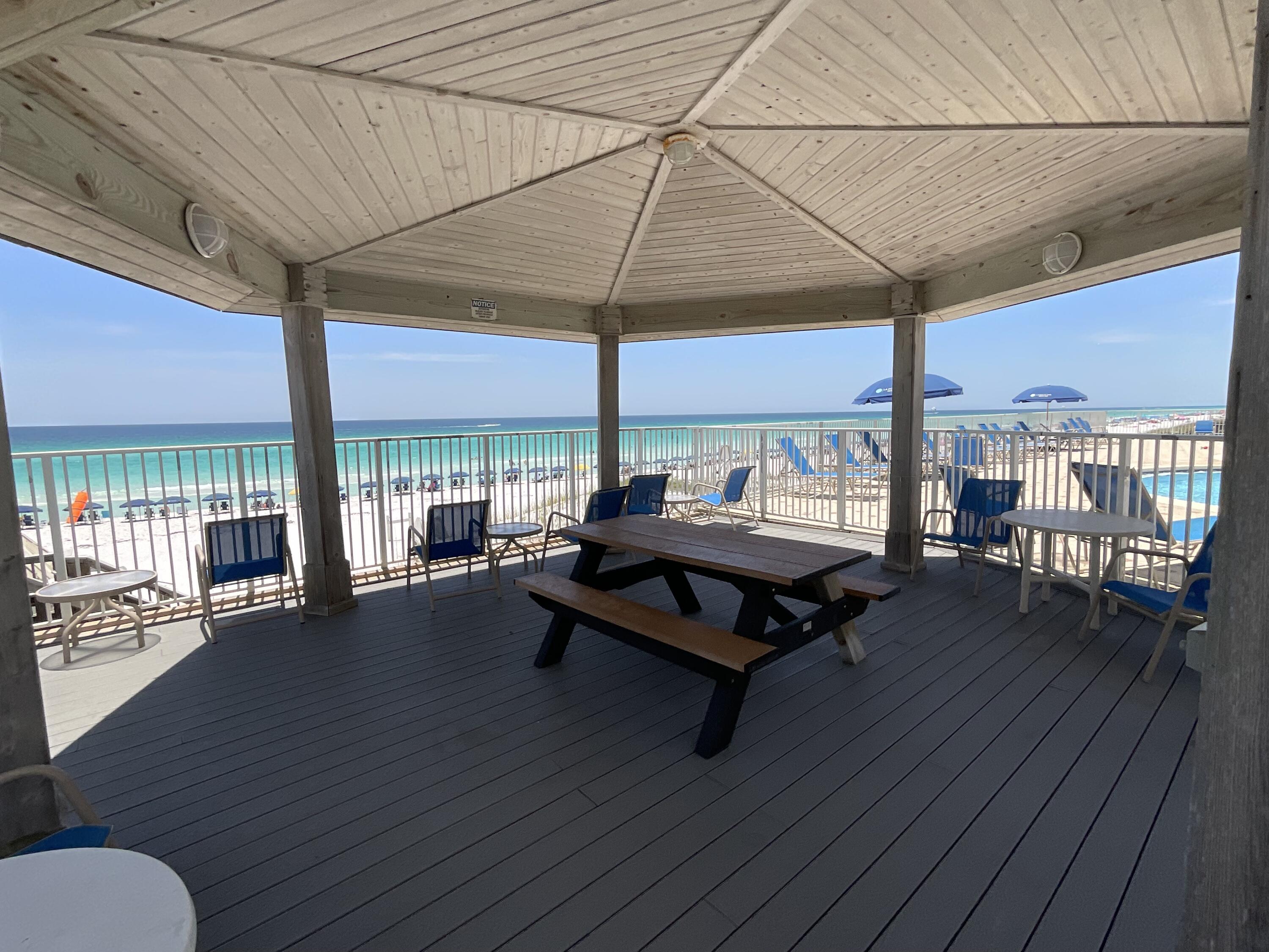 BEACH HOUSE CONDO PH 2 - Residential