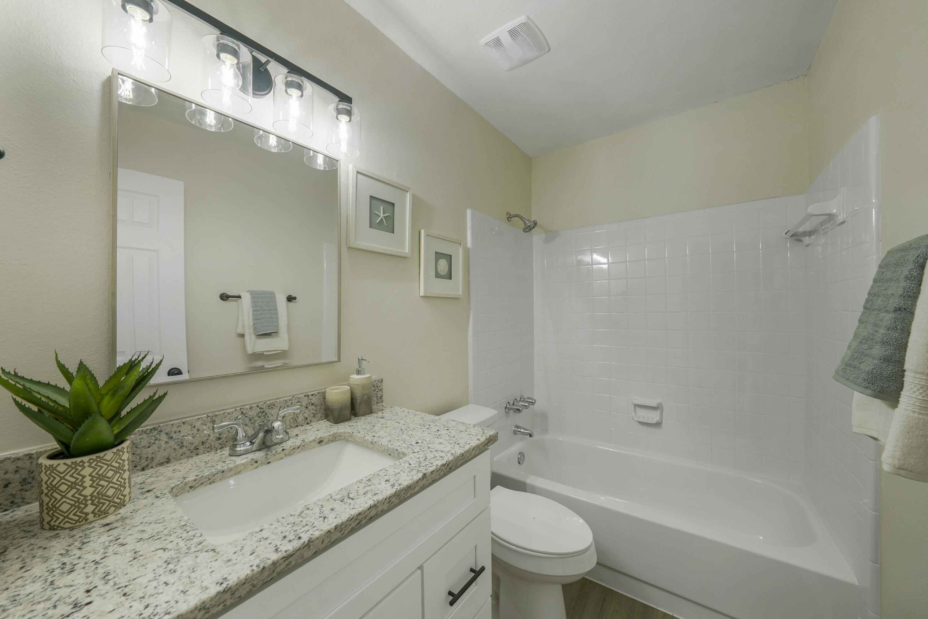 PINE BEACH GROVE - Residential