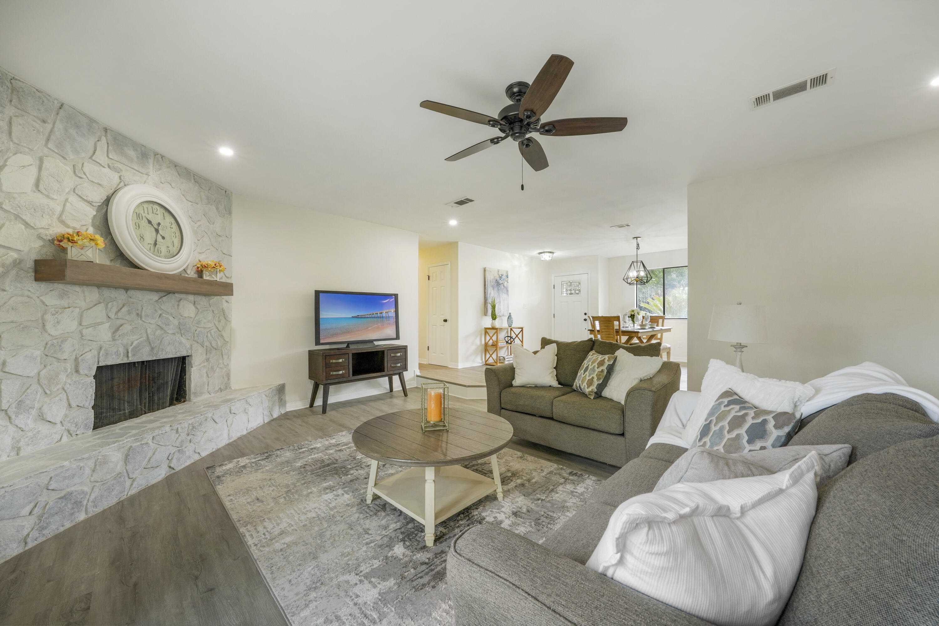 PINE BEACH GROVE - Residential