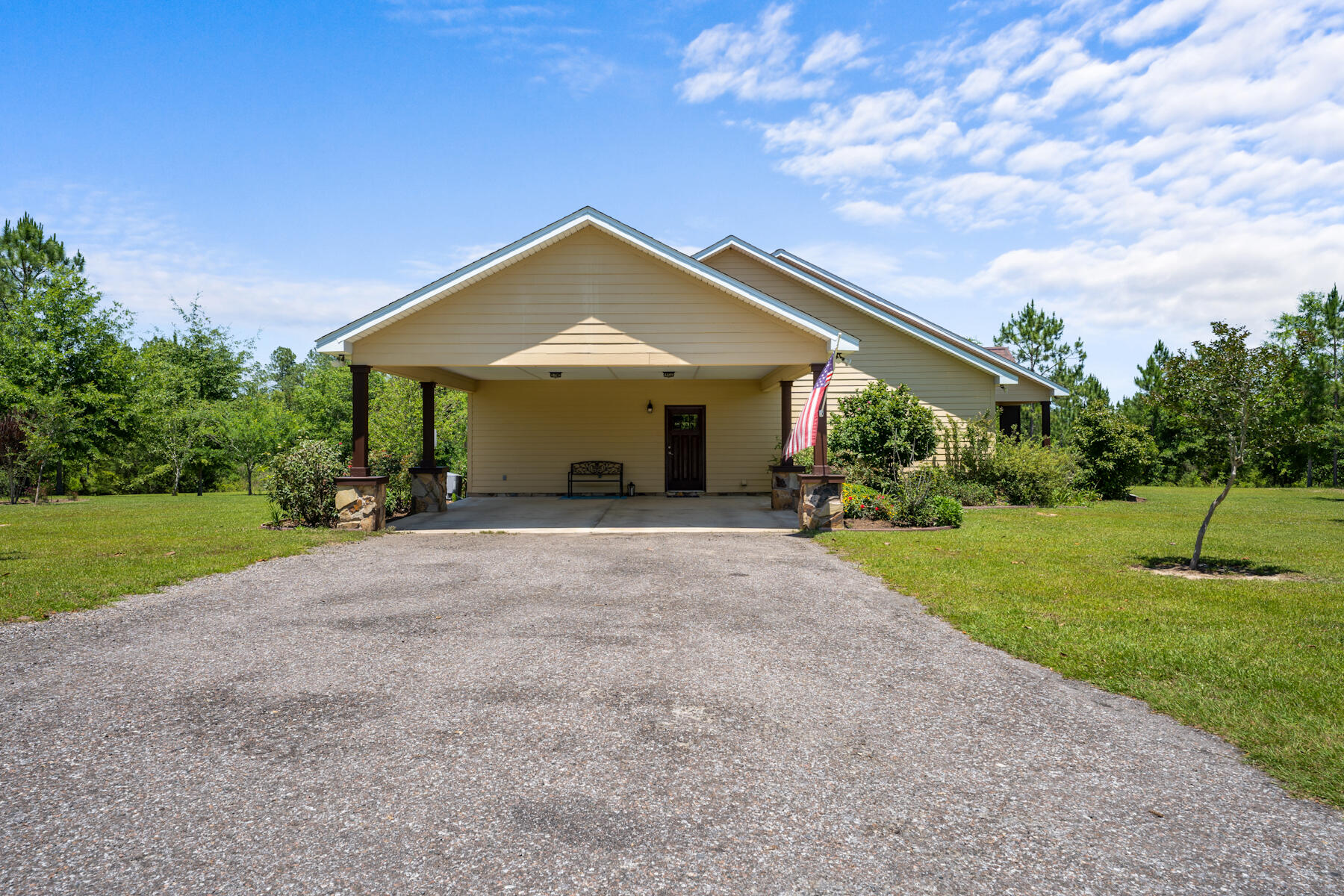 NO RECORDED SUBDIVISION - Residential