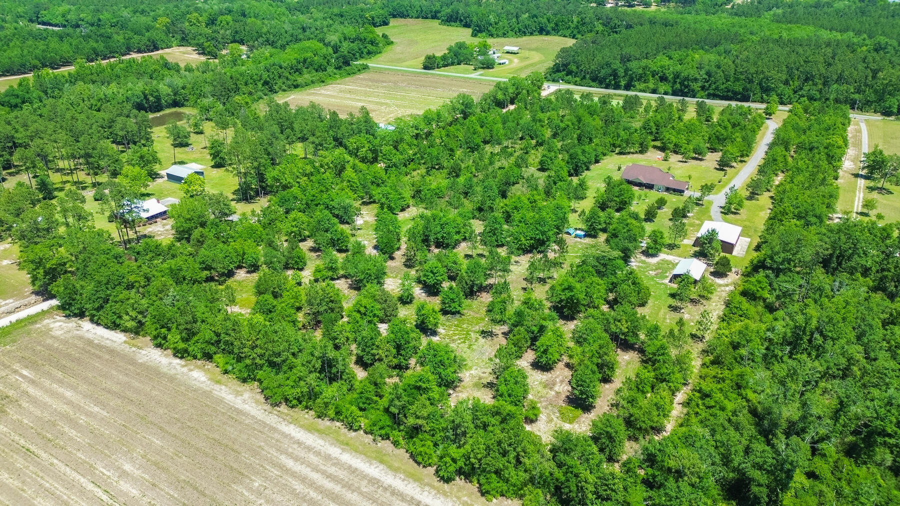 NO RECORDED SUBDIVISION - Residential