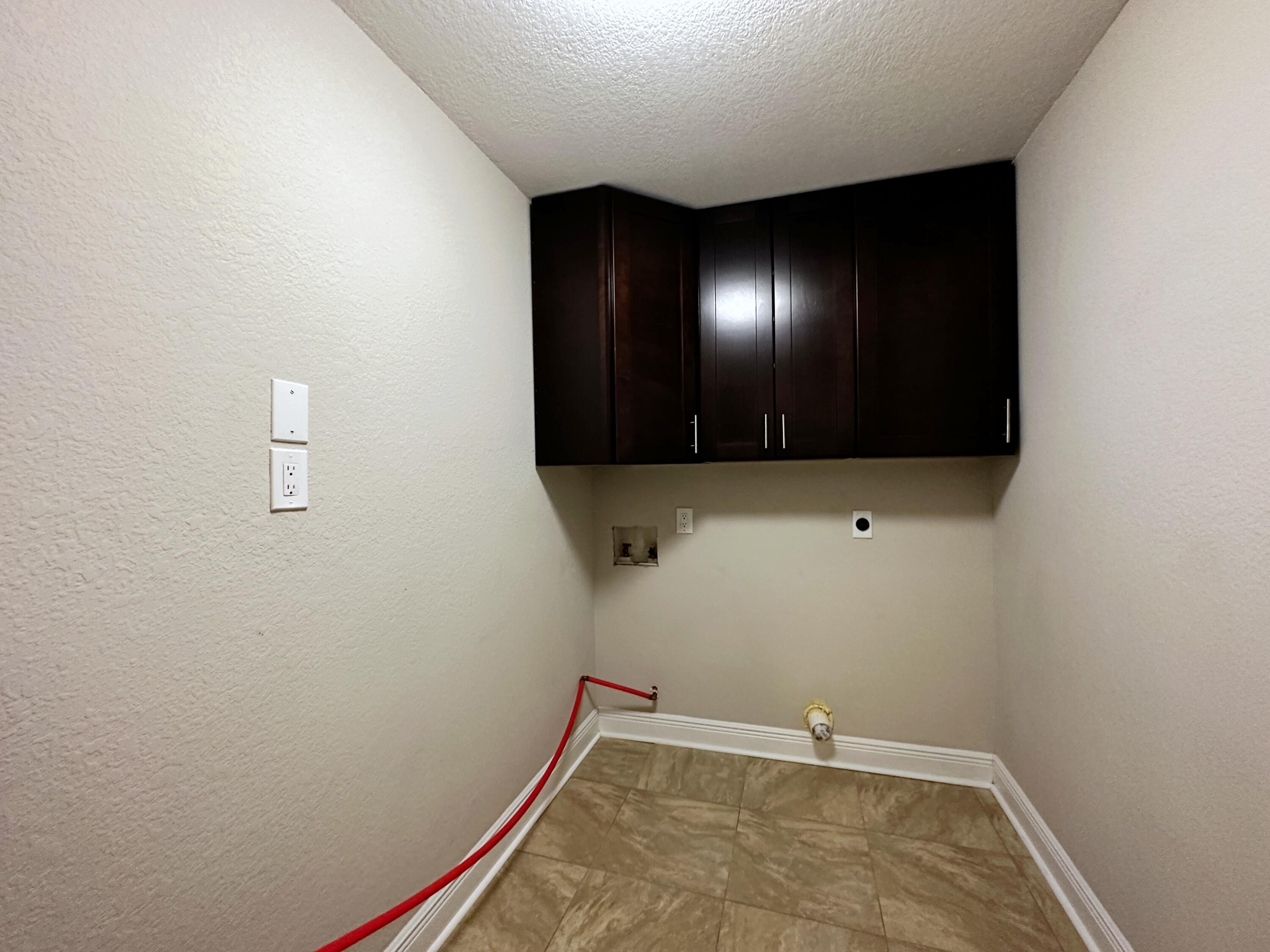 GARNIERS BEACH 2ND - Residential