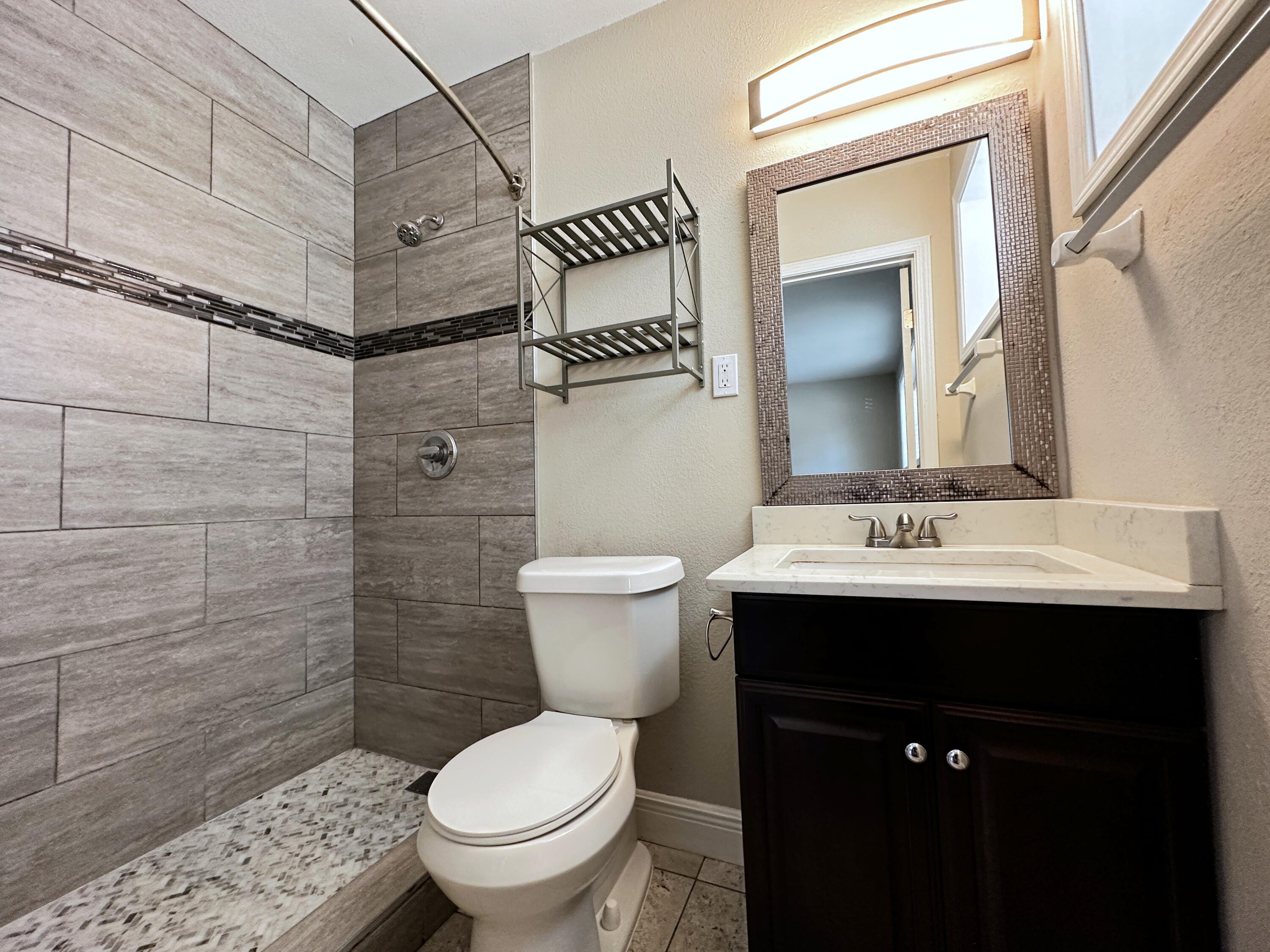 GARNIERS BEACH 2ND - Residential