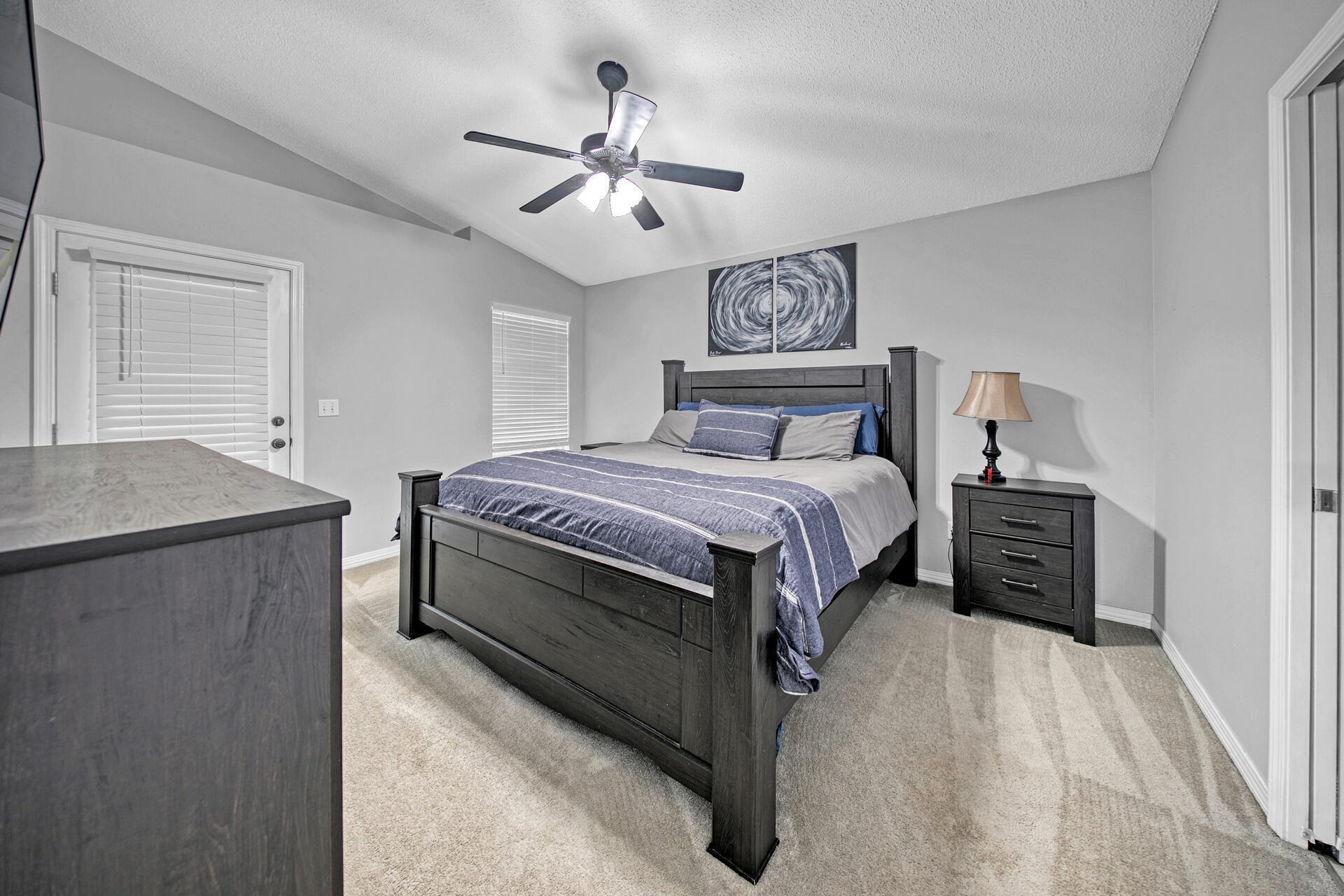 IVALEA GARDENS - Residential