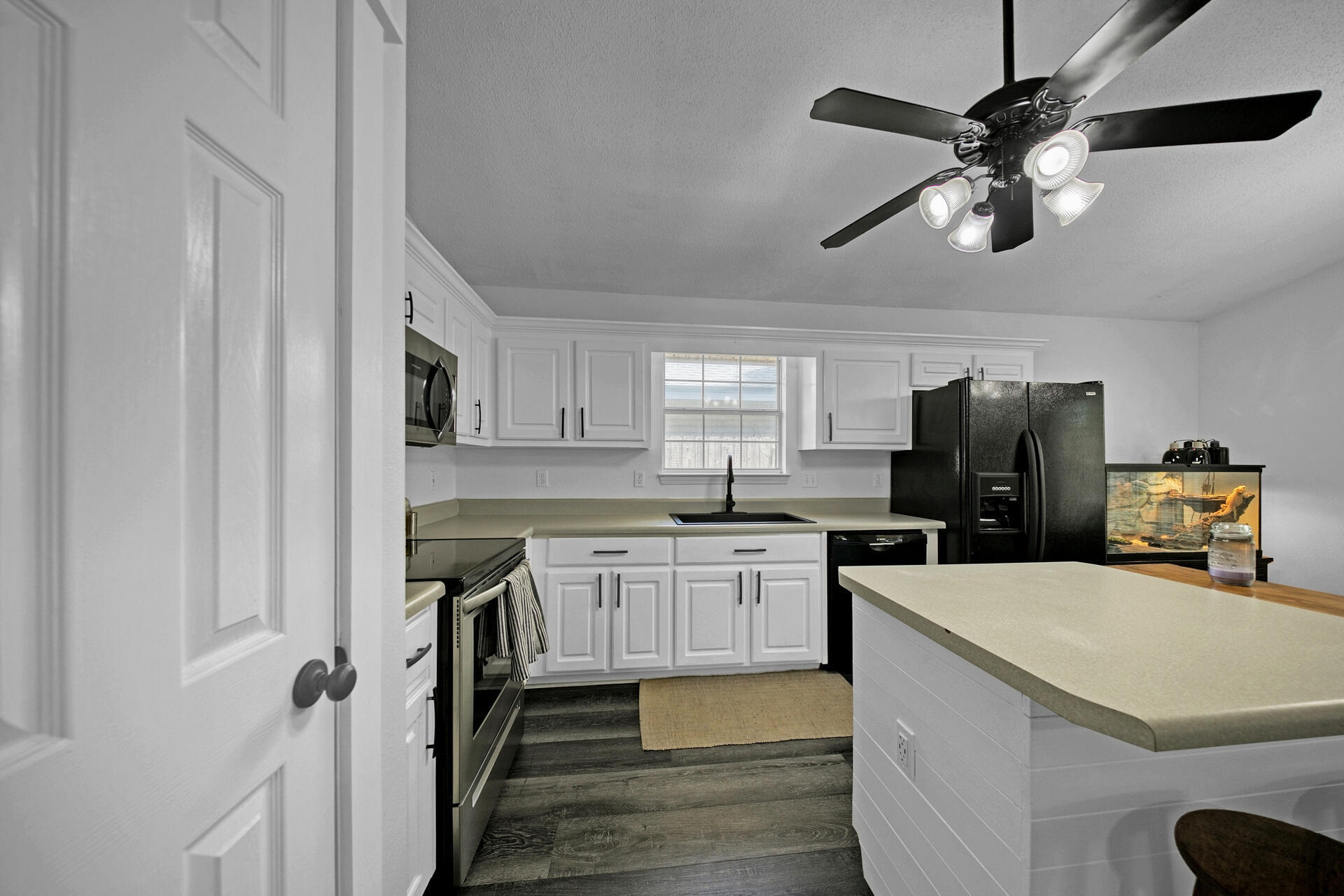 IVALEA GARDENS - Residential