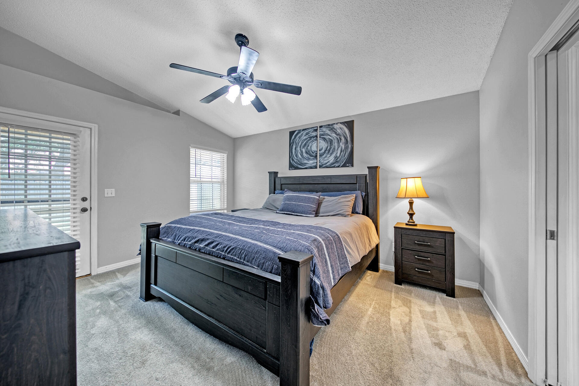 IVALEA GARDENS - Residential