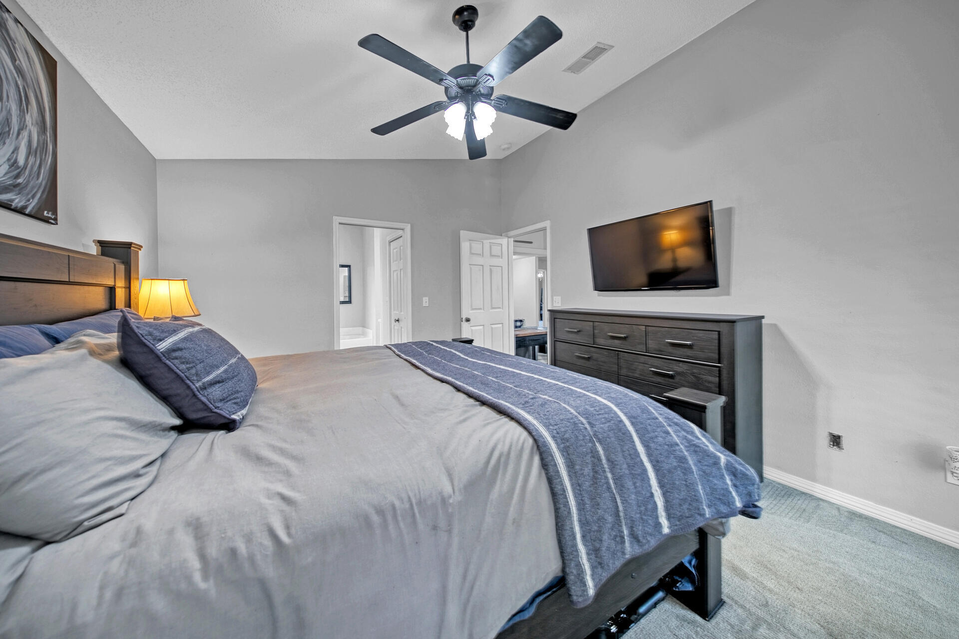 IVALEA GARDENS - Residential