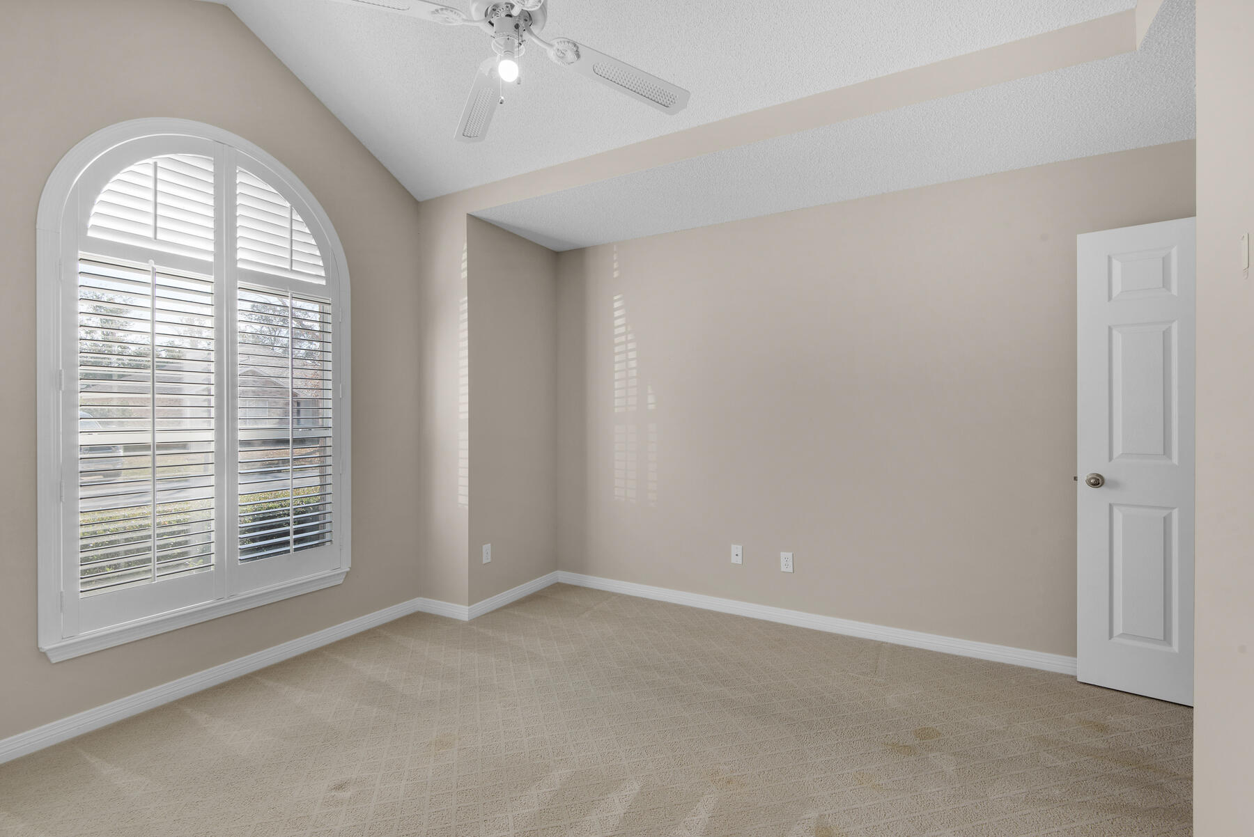 SHALIMAR OAKS - Residential