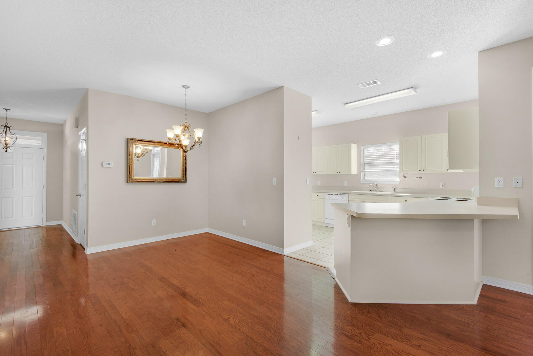 SHALIMAR OAKS - Residential