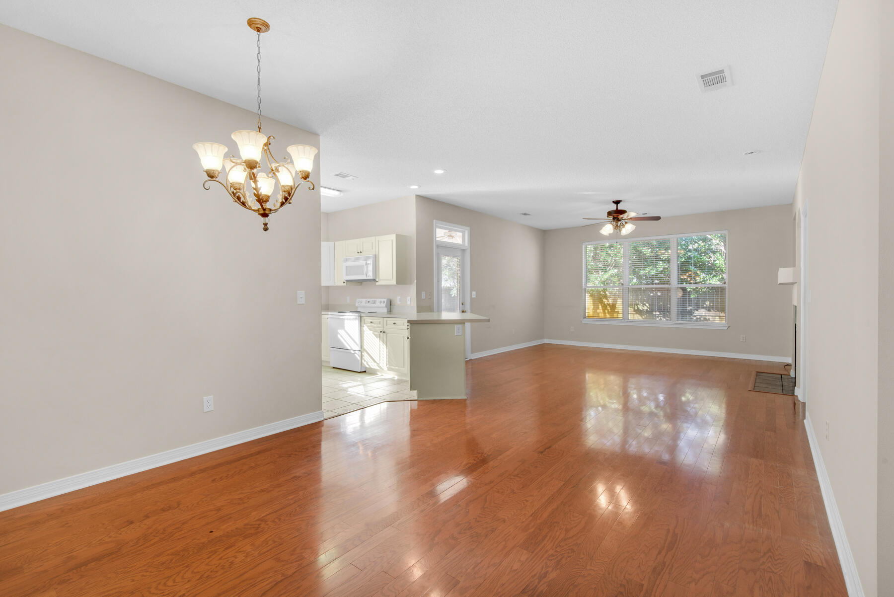 SHALIMAR OAKS - Residential