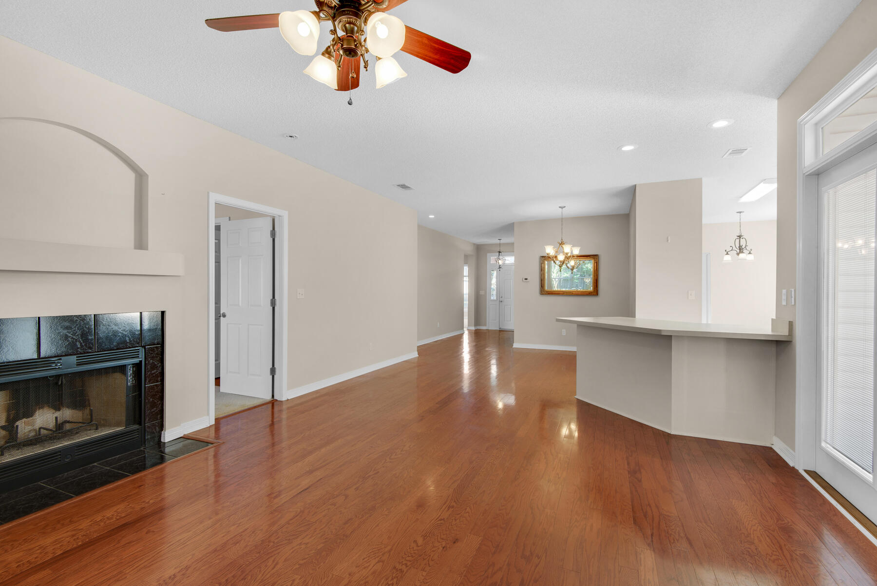 SHALIMAR OAKS - Residential