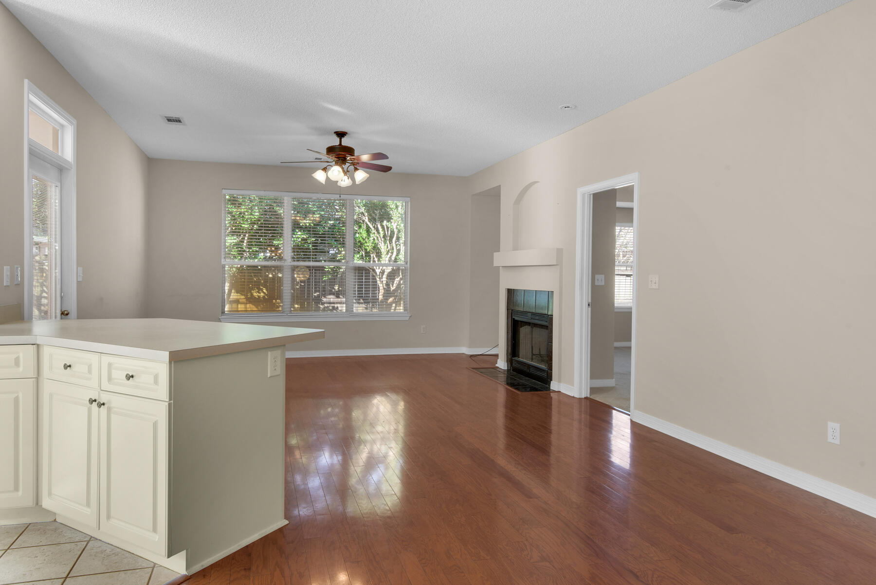 SHALIMAR OAKS - Residential