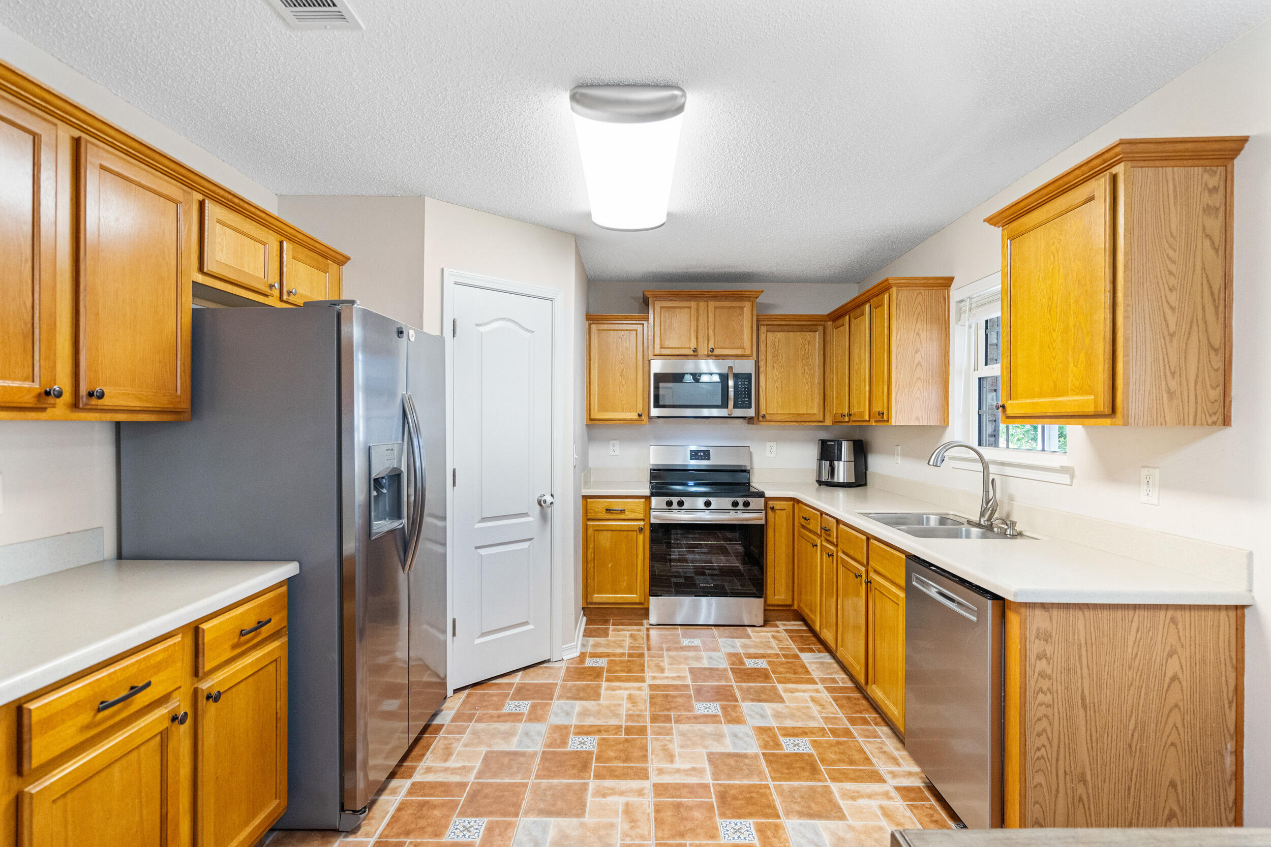 THE PINES - Residential