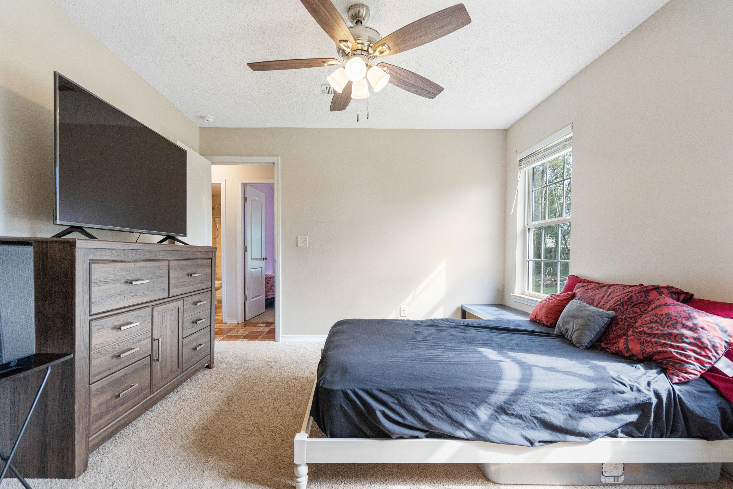 THE PINES - Residential