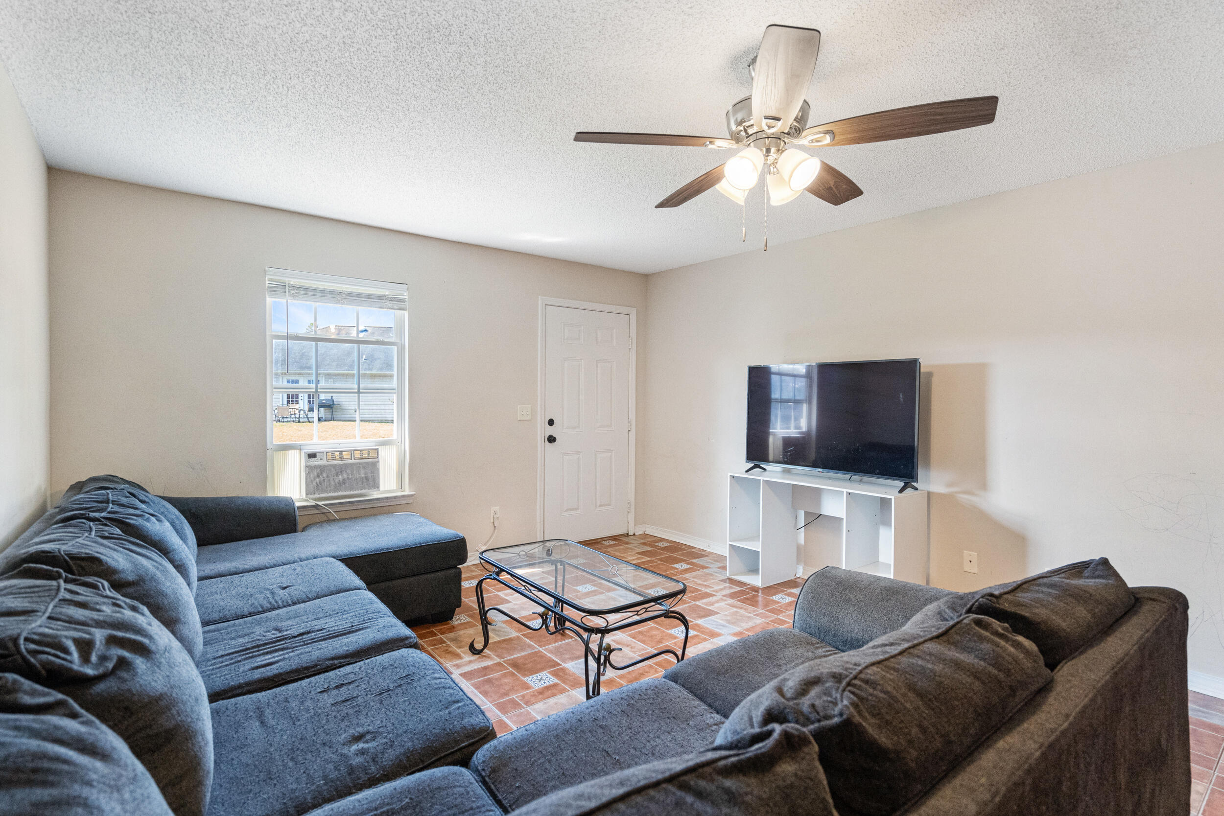 THE PINES - Residential
