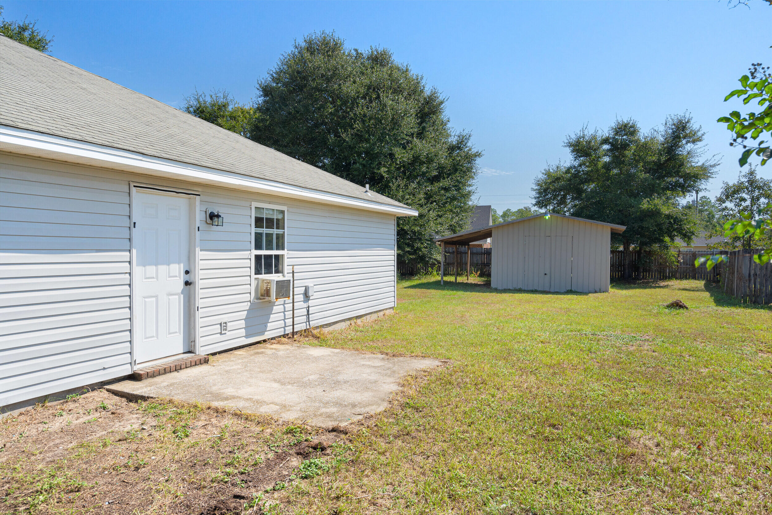 THE PINES - Residential