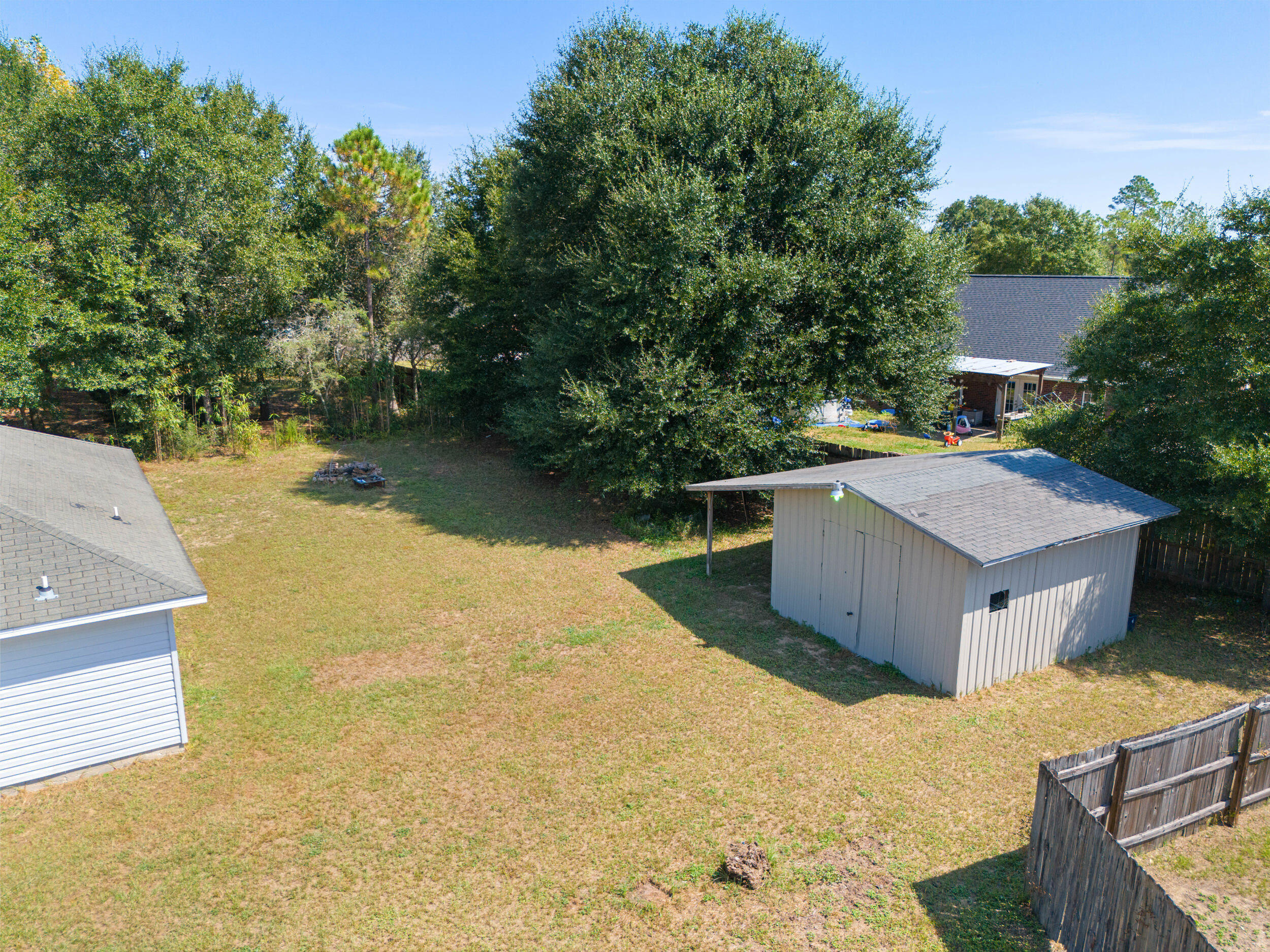 THE PINES - Residential
