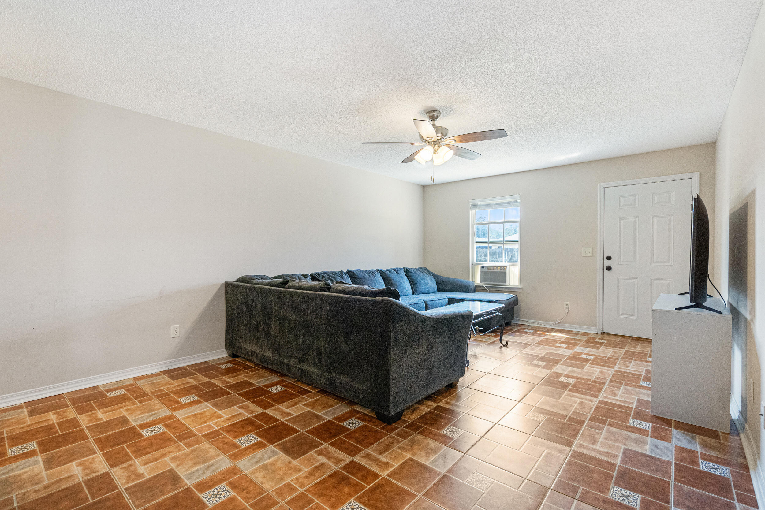 THE PINES - Residential