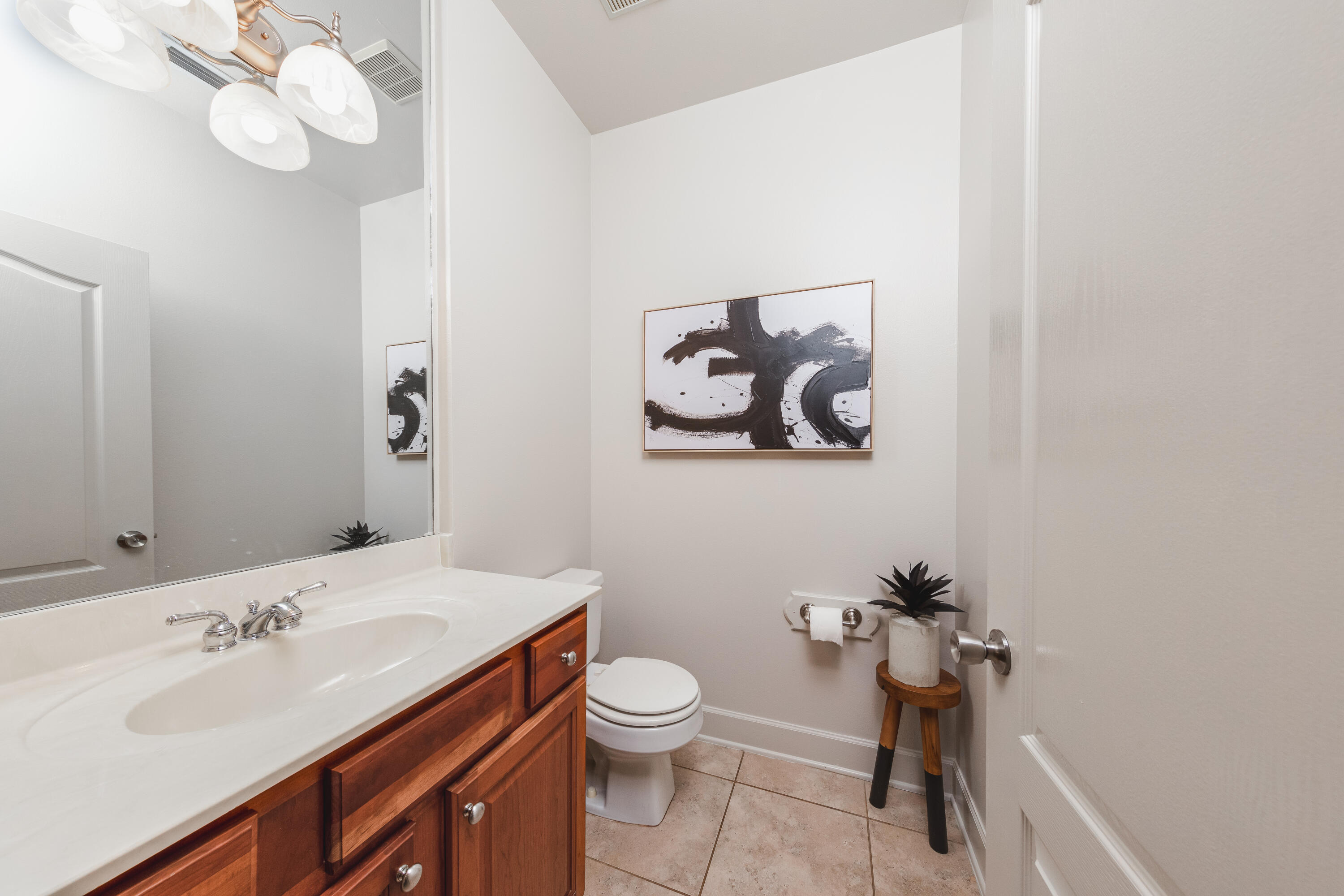 CHARDONNAY ESTATES - Residential