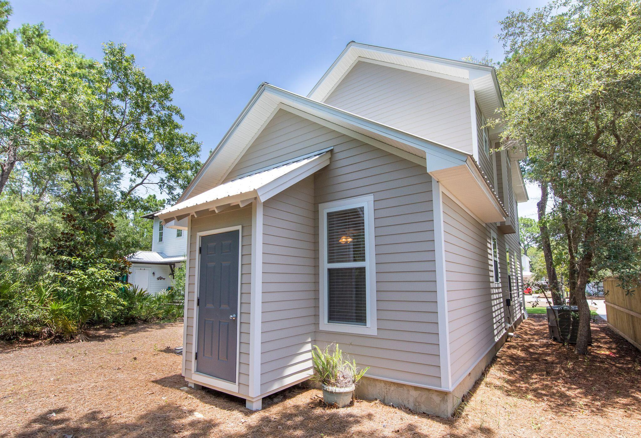 WHITES GULFVIEW ESTATES 2ND ADDN - Residential