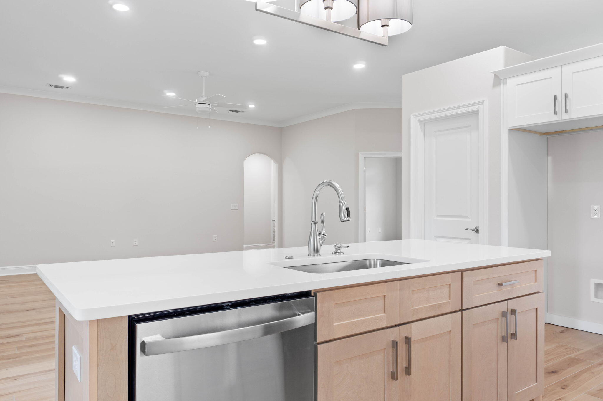 HOLLEY BY THE SEA - Residential