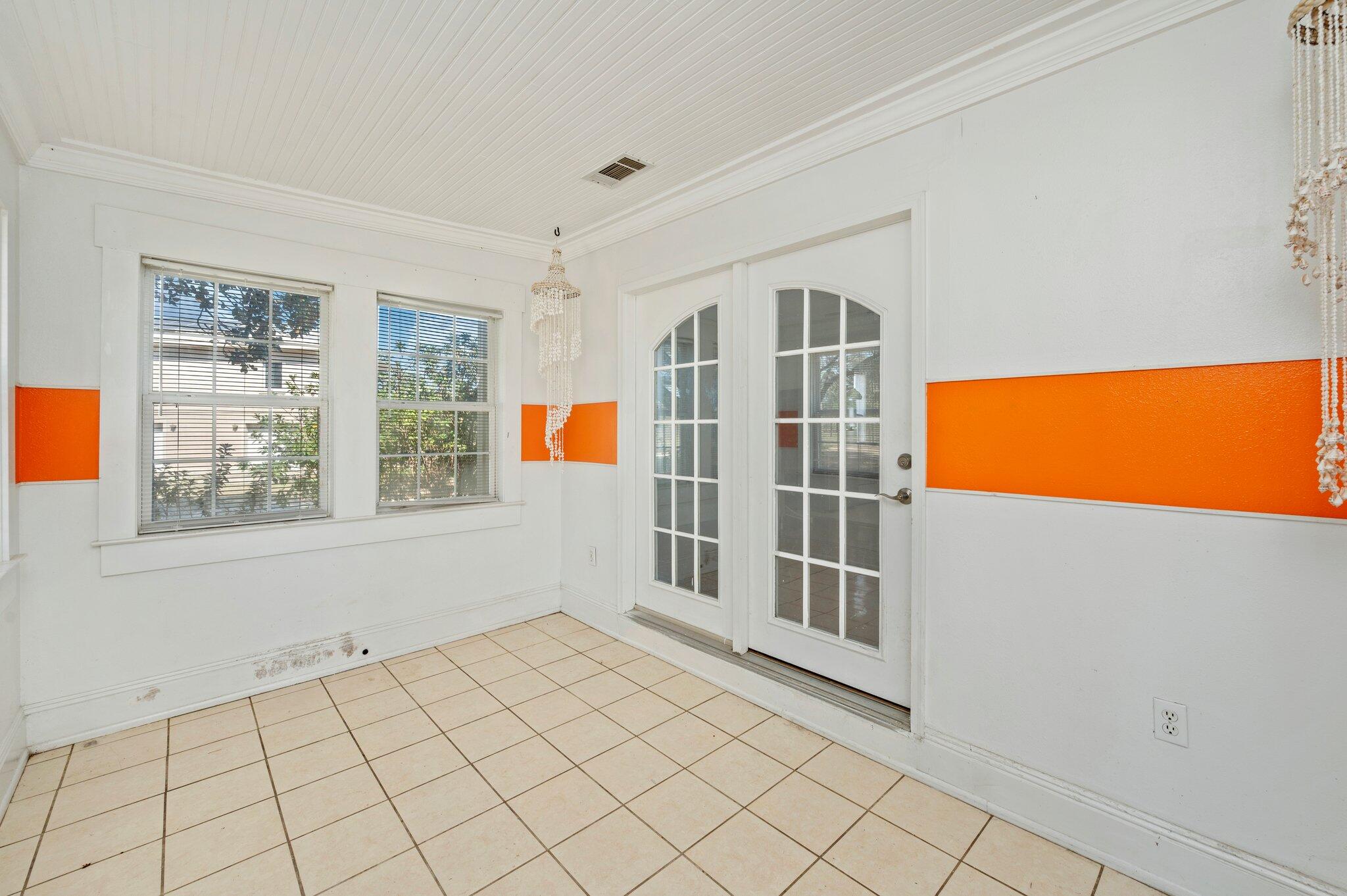 METES & BOUNDS - Residential Lease