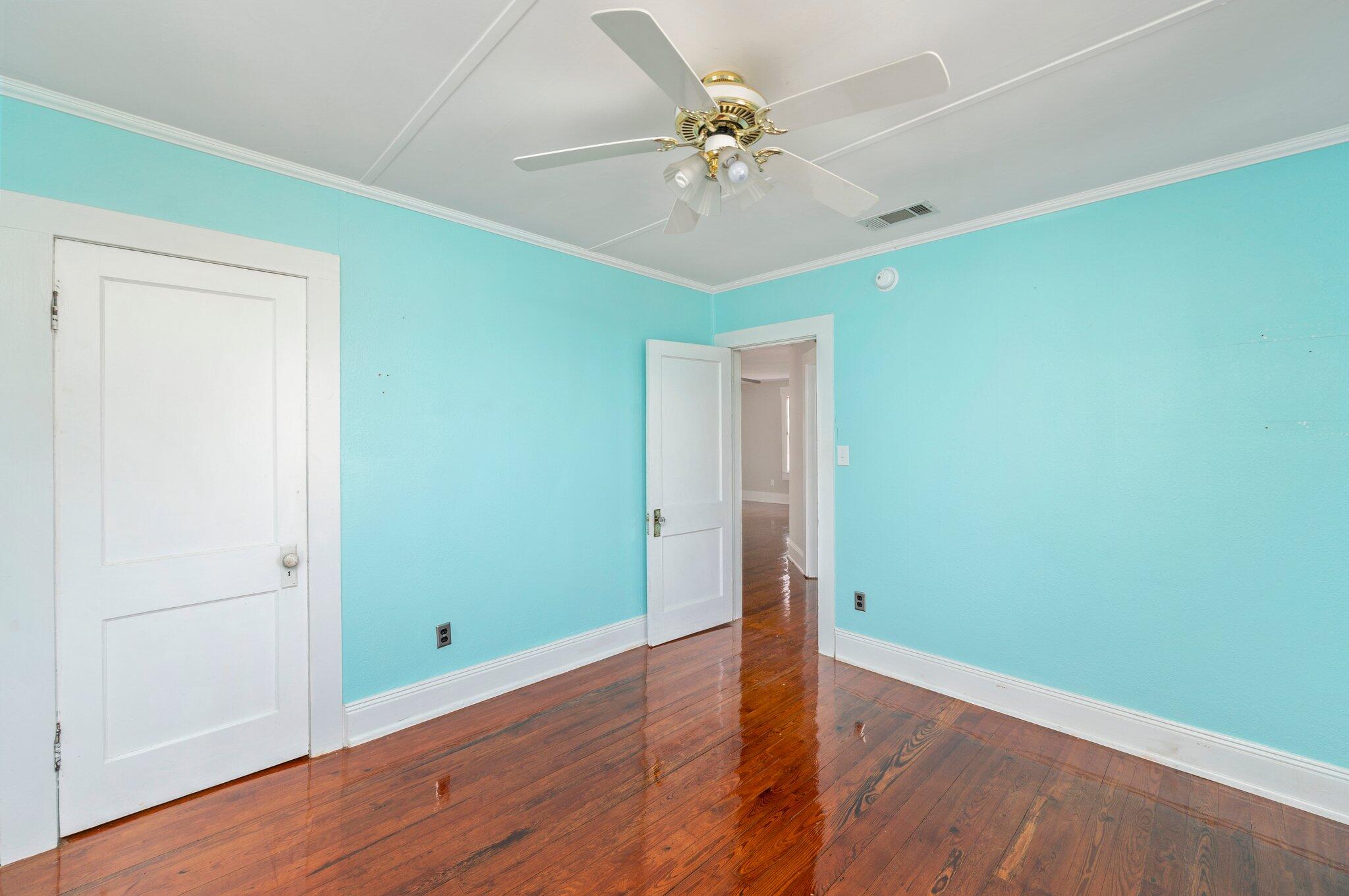 METES & BOUNDS - Residential Lease