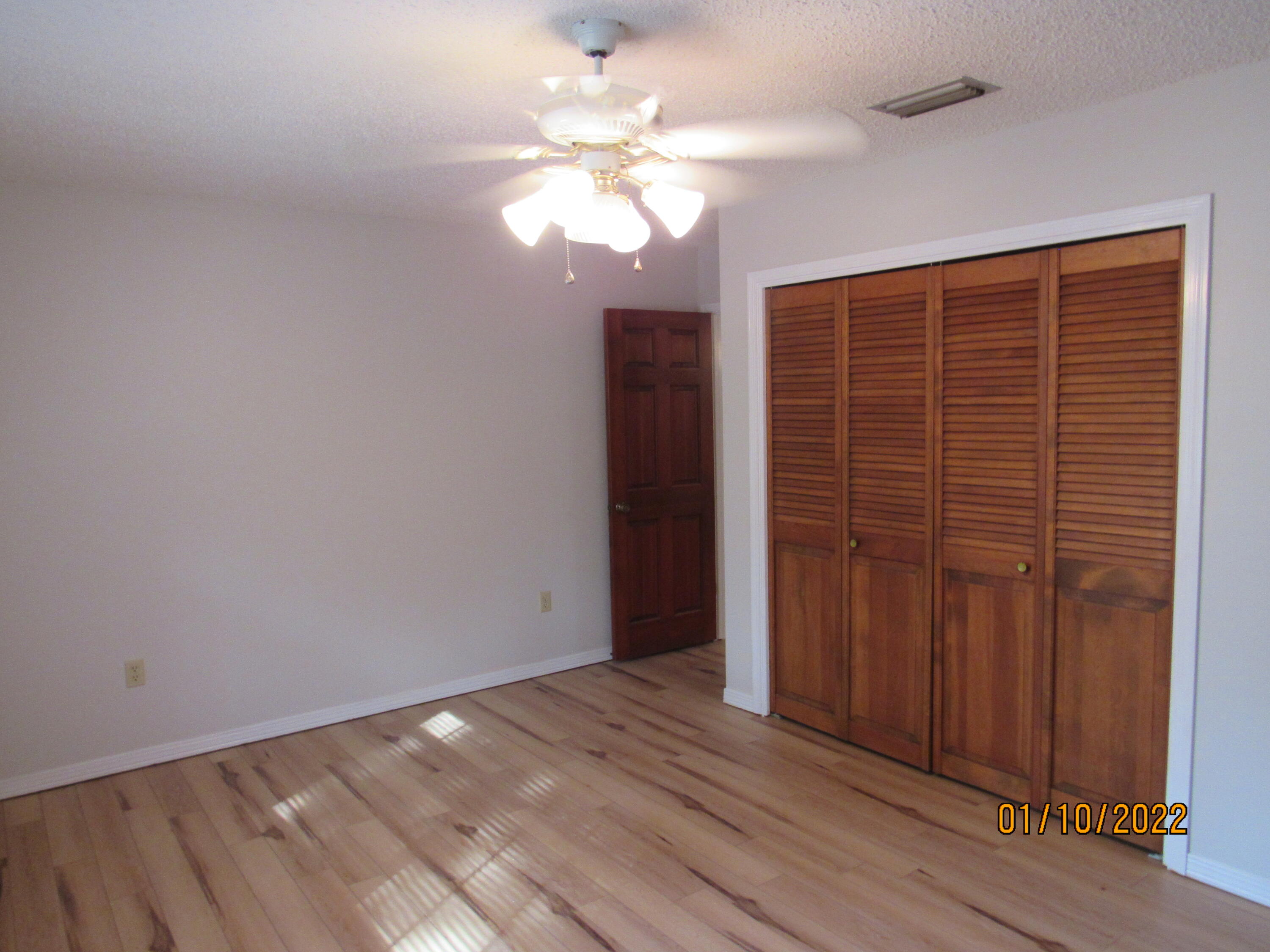 VALPARAISO - Residential Lease